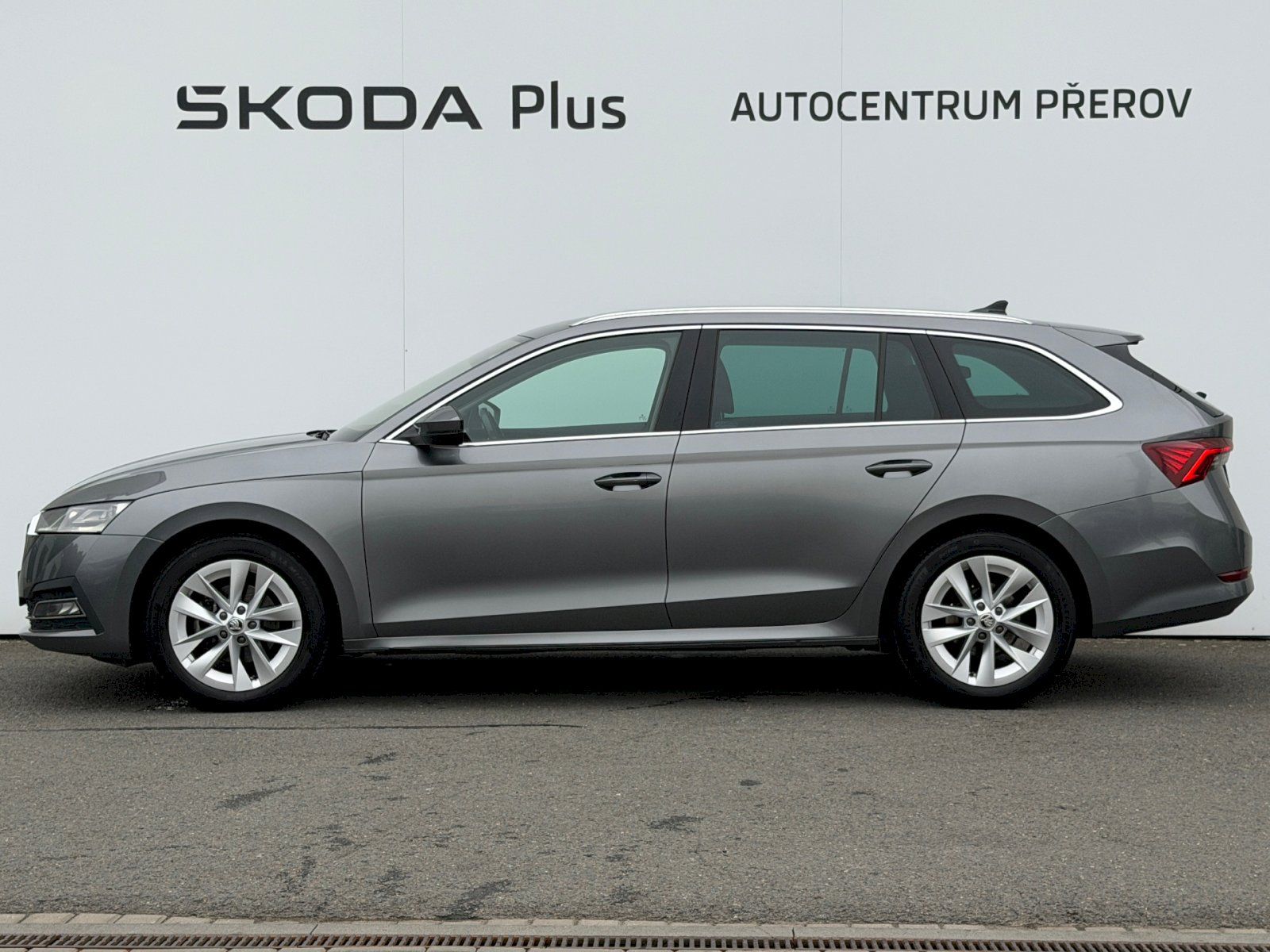 Škoda Octavia, 1.5 TSI 110kW DSG Style Plus - fotka 3