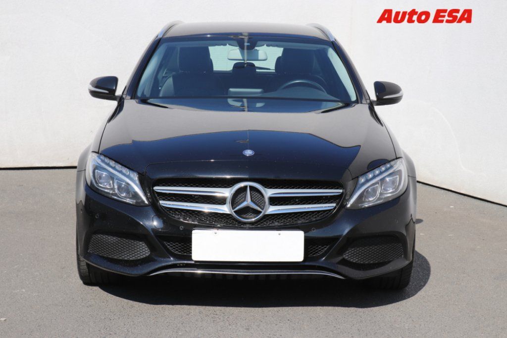 Mercedes-Benz Třídy C, 2.0 i C200,Avantgarde - fotka 2