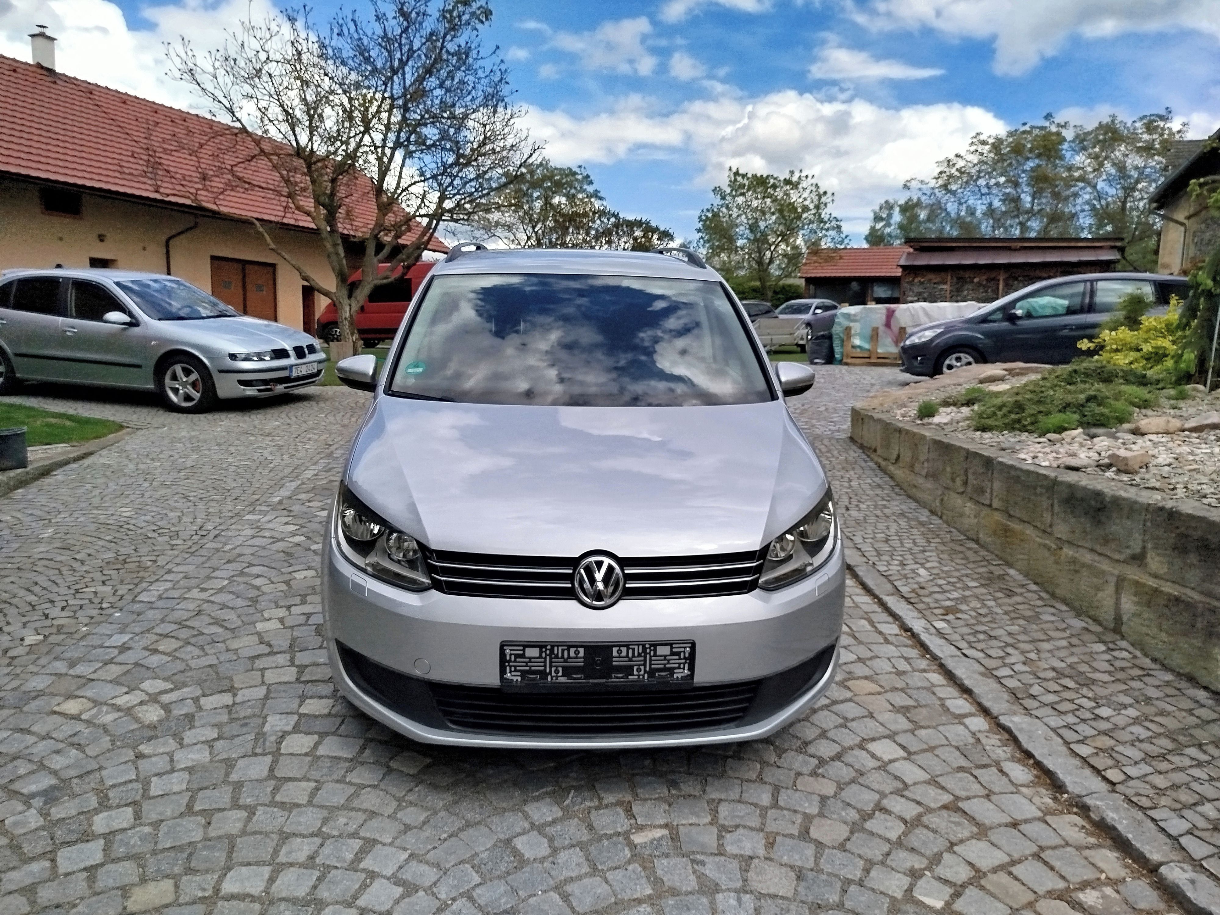 Volkswagen Touran, 1.4 Tsi - fotka 2