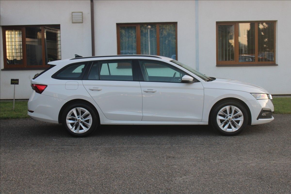 Škoda Octavia, 1,4   iV PLUGIN Hybrid - fotka 3