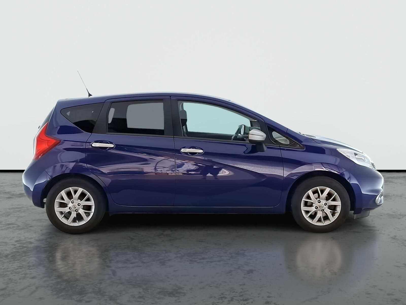 Nissan Note, 1.2, Navi, Automatická klima - fotka 6