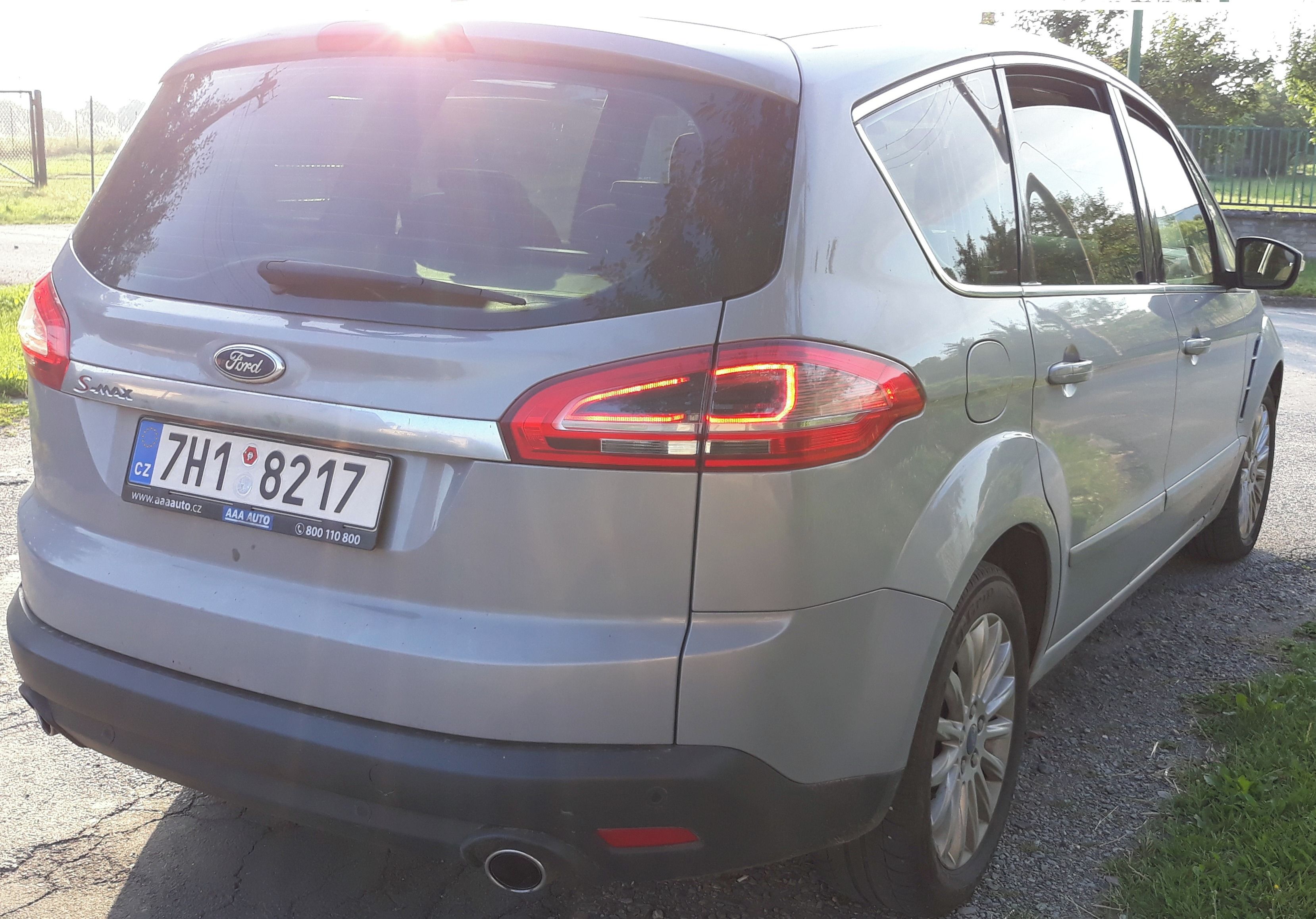 Ford S-MAX, 2.2 - fotka 6