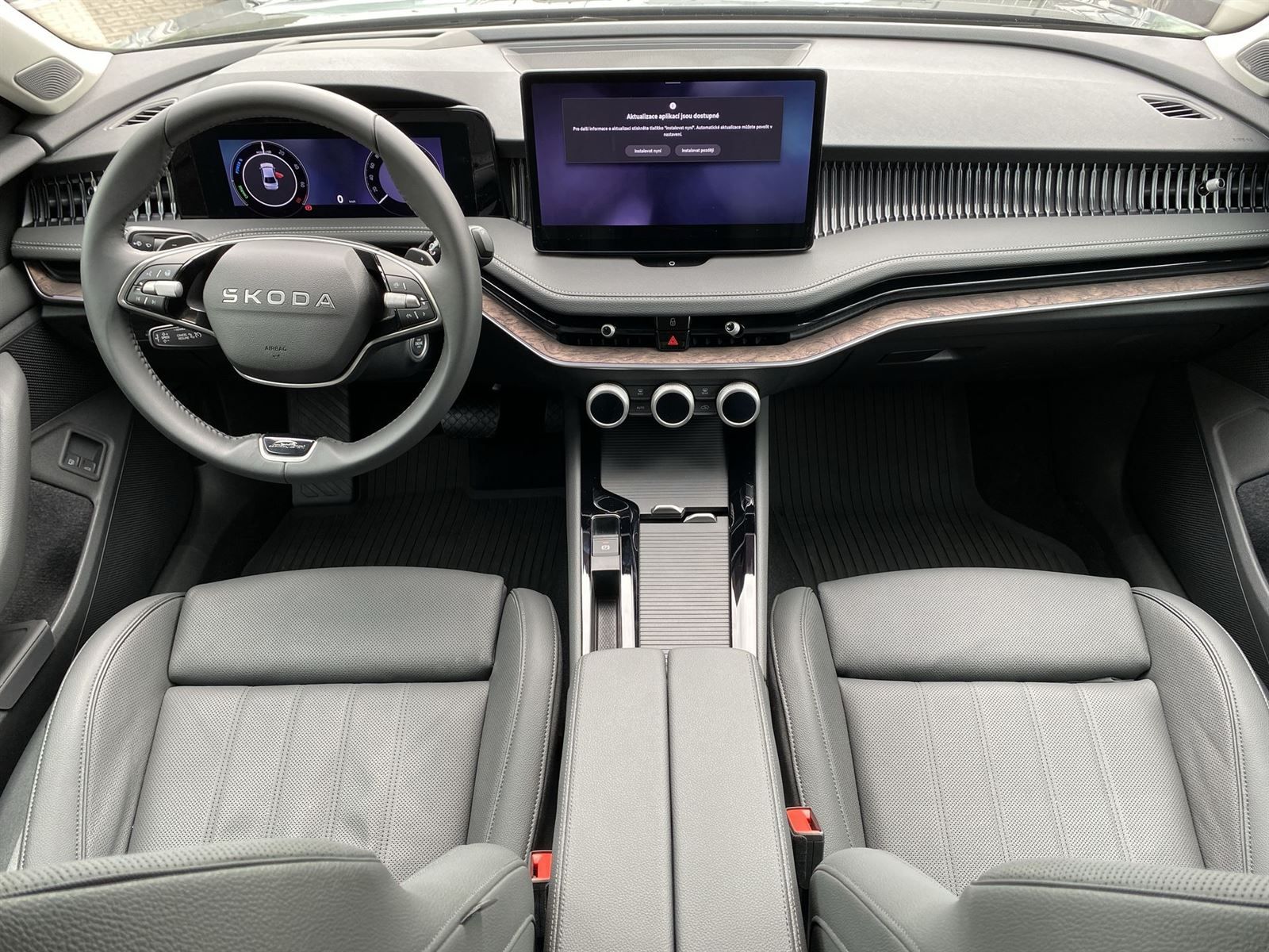 Škoda Superb, 1.5 TSI iV DSG L&K - fotka 5