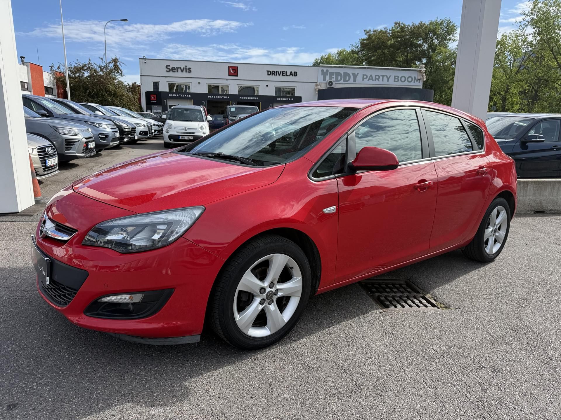 Opel Astra, 1.4 88kw - fotka 2