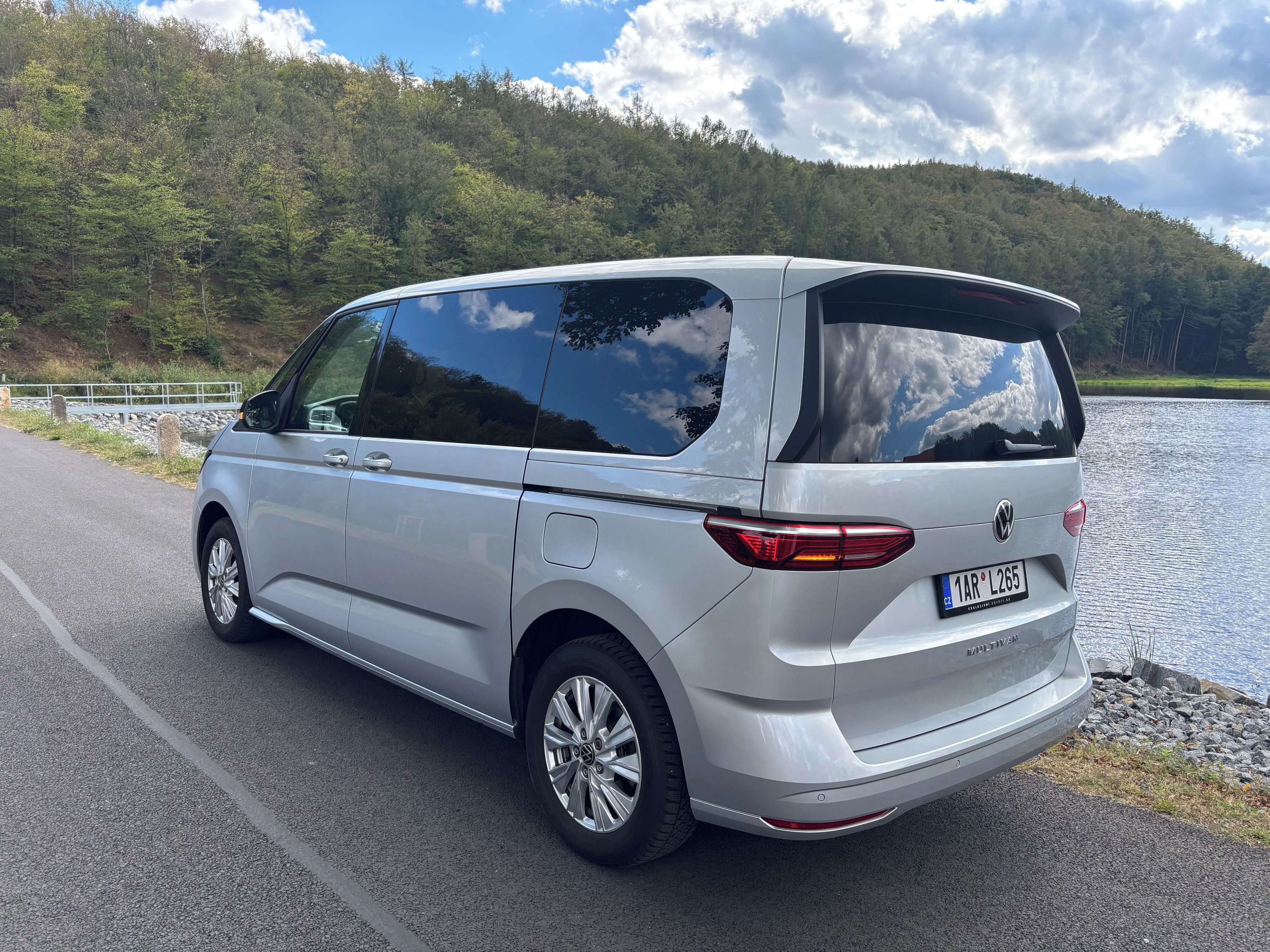 Volkswagen Multivan, 2.0 TDI 110 kW DSG, TAŽNÉ, DPH - fotka 5