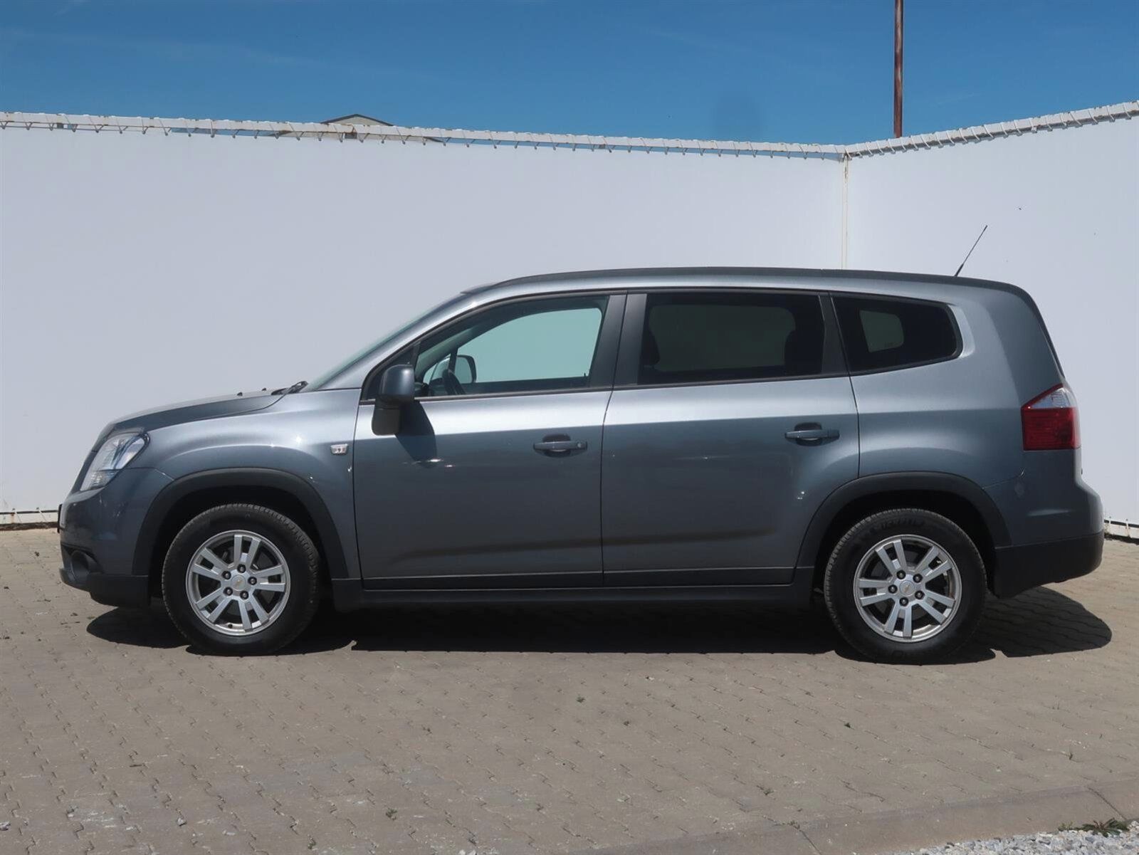 Chevrolet Orlando, 1.8i, 7 míst, Serv.kniha - fotka 3