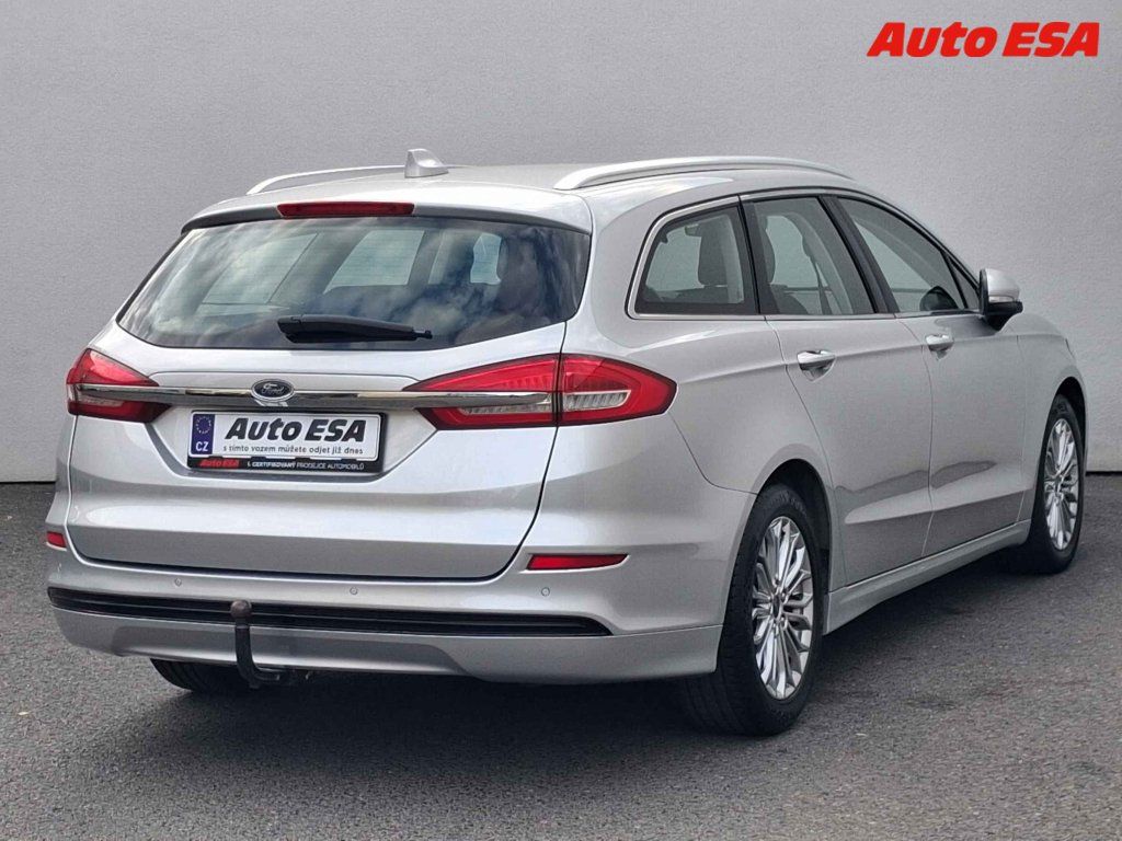 Ford Mondeo, 2.0 TDCi,Titanium - fotka 4