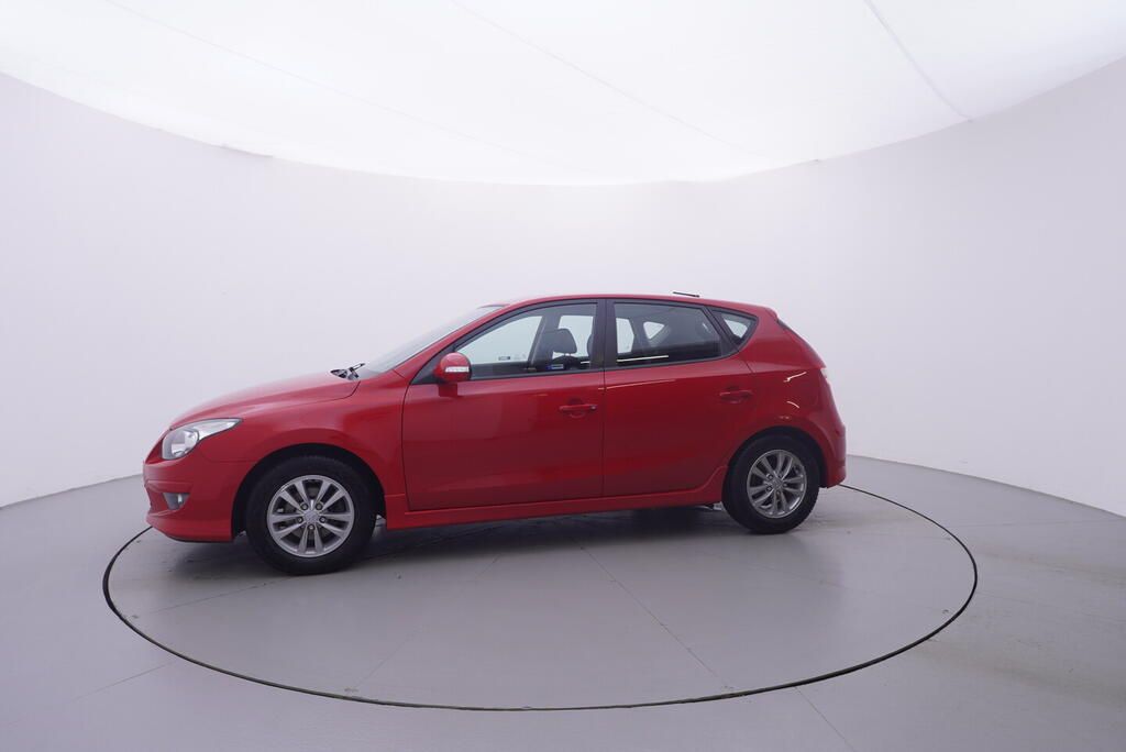 Hyundai i30, 1.4 DOHC 80 kW - fotka 2