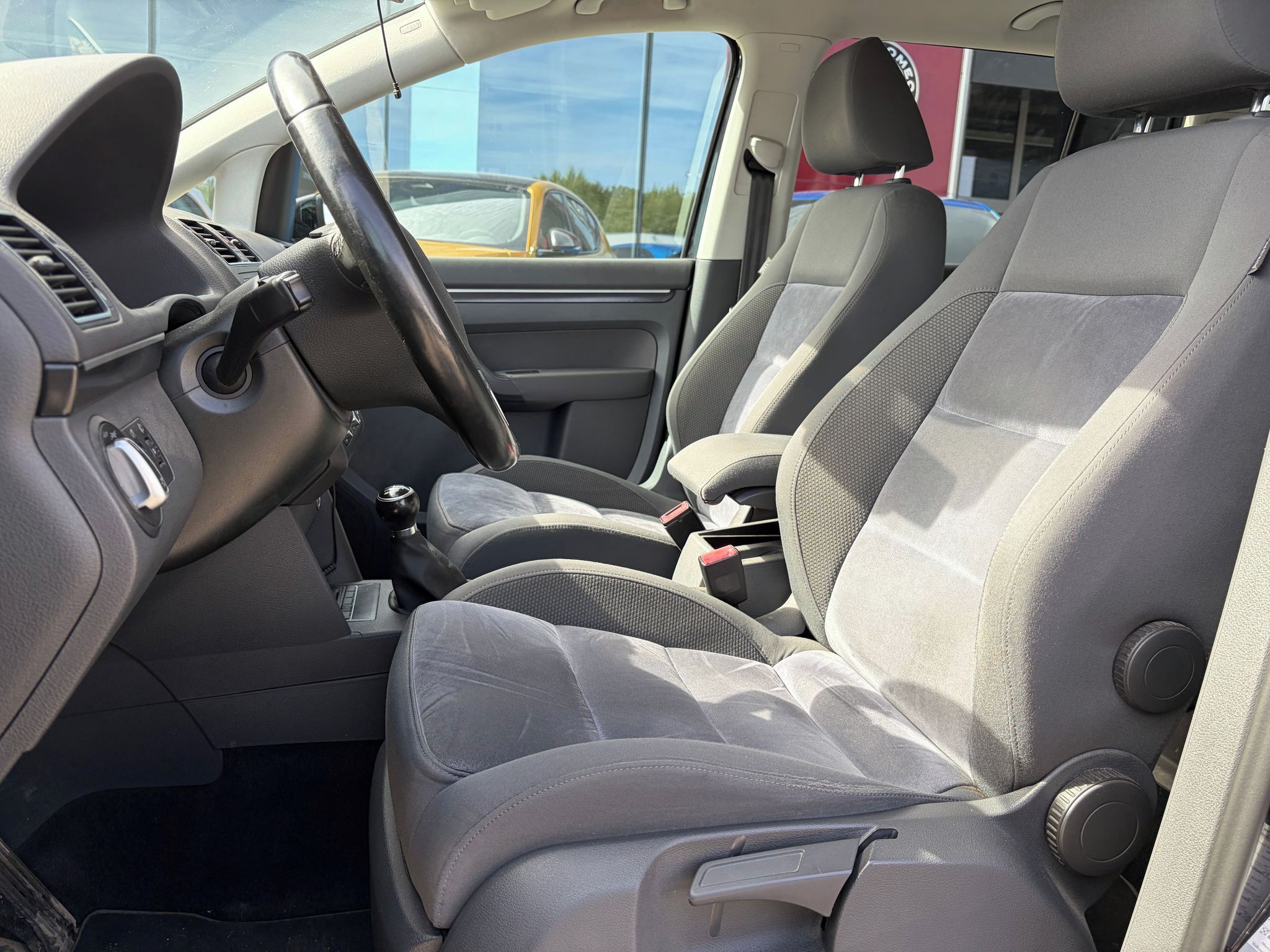 Volkswagen Touran, 2.0 TDi 103kW - fotka 6
