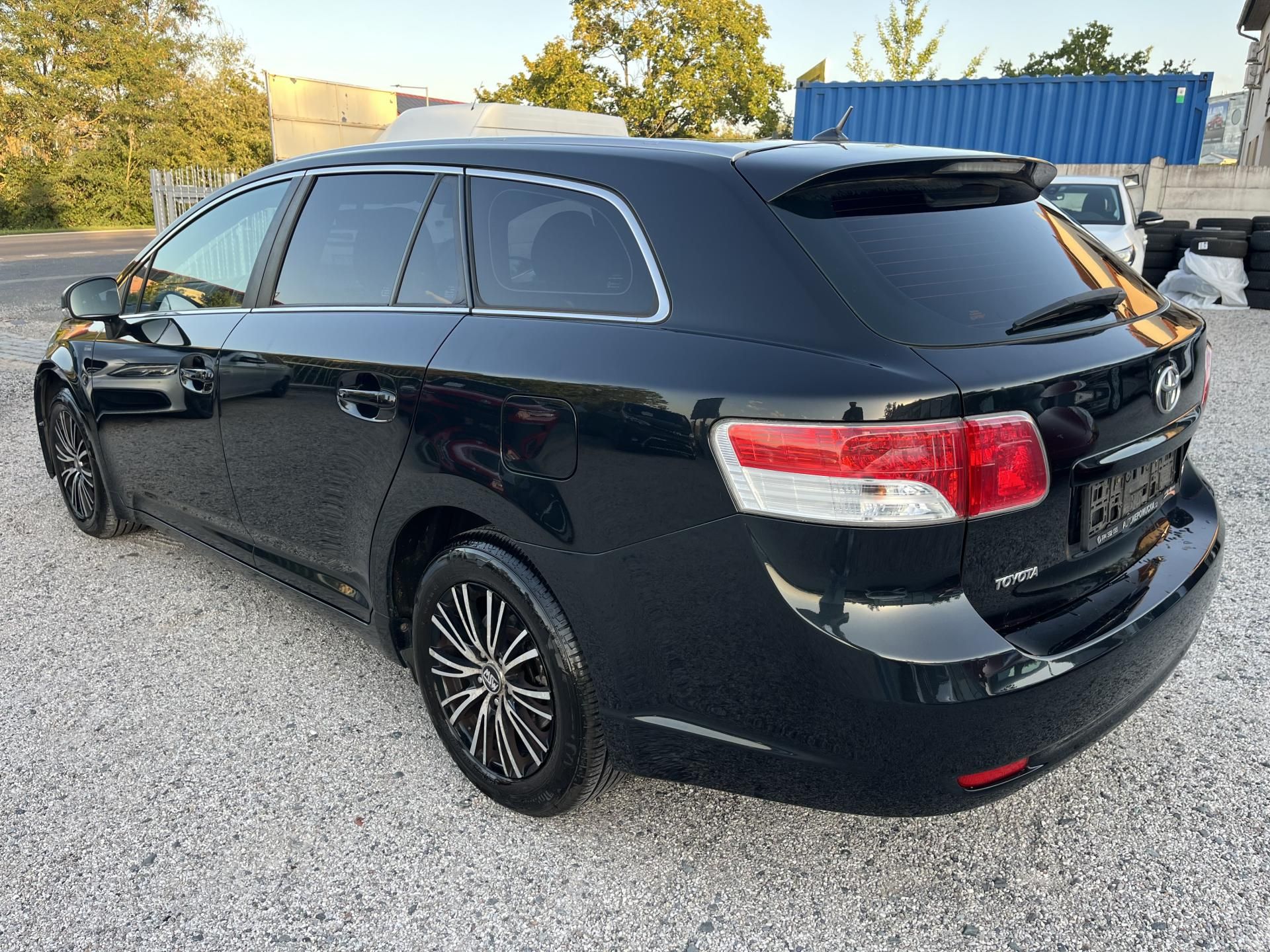 Toyota Avensis, 1.8i 108Kw Klimatizace - fotka 5