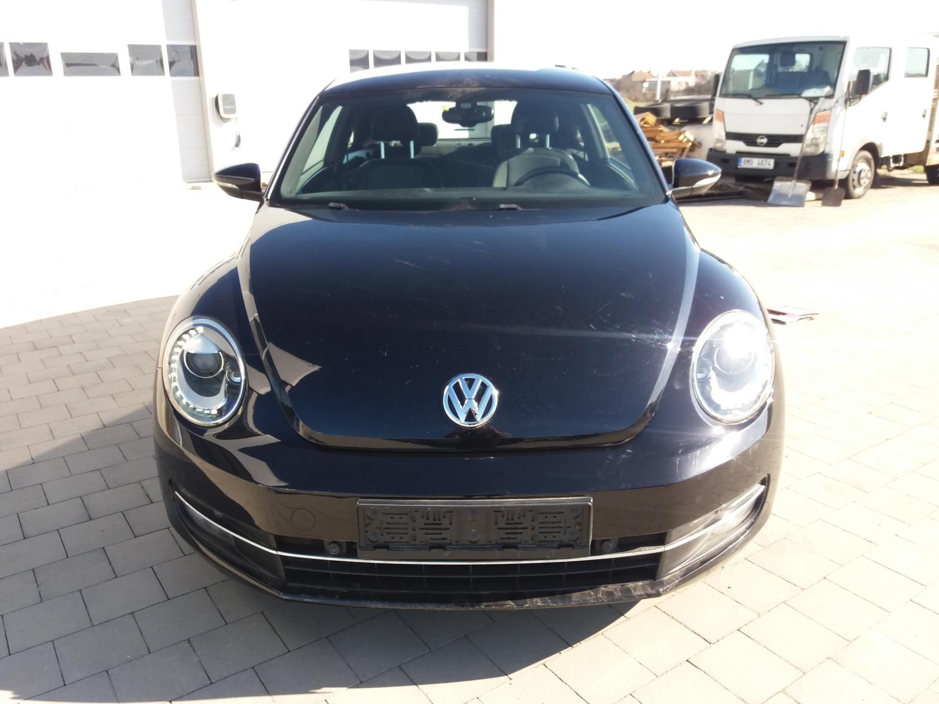 Volkswagen Beetle, 1.6TDi,XENONY,NAVI.PĚKNÝ-STAV! - fotka 2