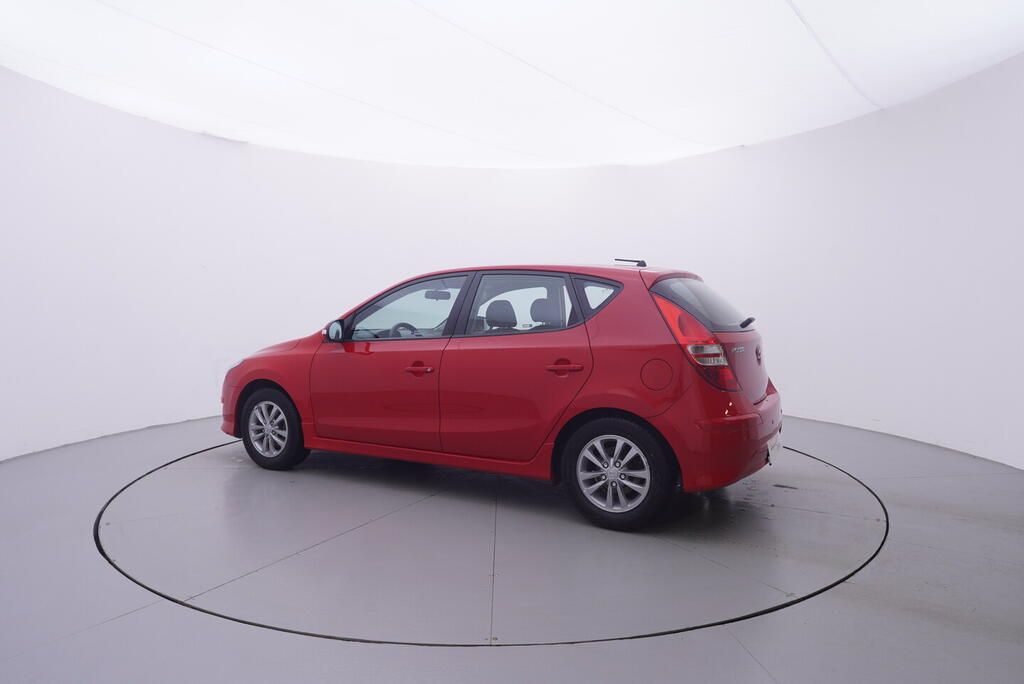 Hyundai i30, 1.4 DOHC 80 kW - fotka 3