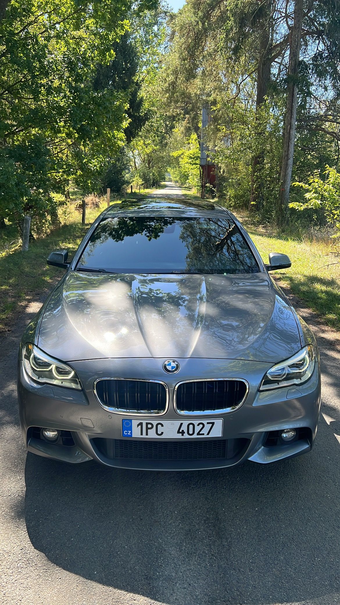 BMW Řada 5, 535i - fotka 2