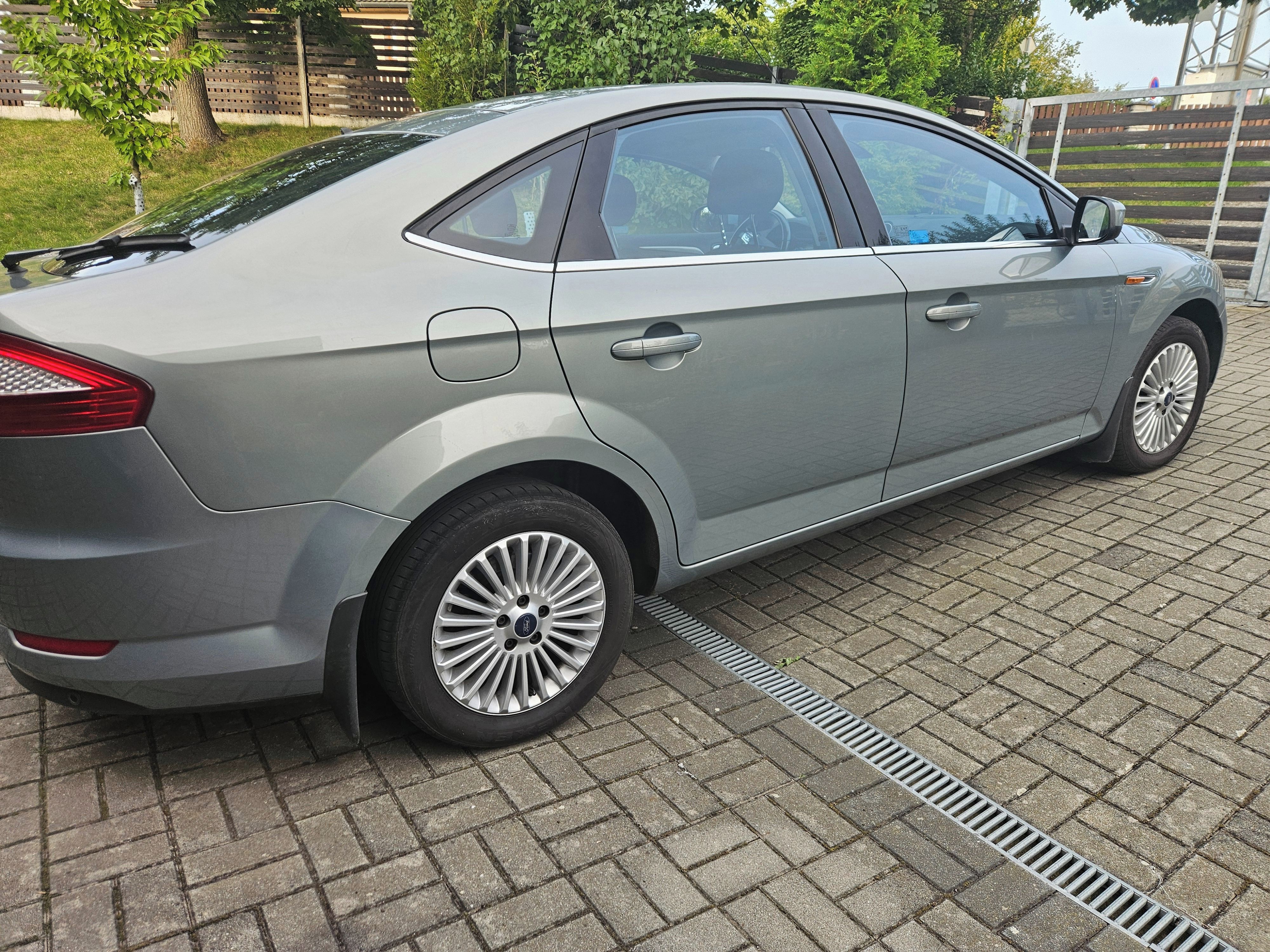 Ford Mondeo, Ford Mondeo 1,8 Tdci Titanium - fotka 5
