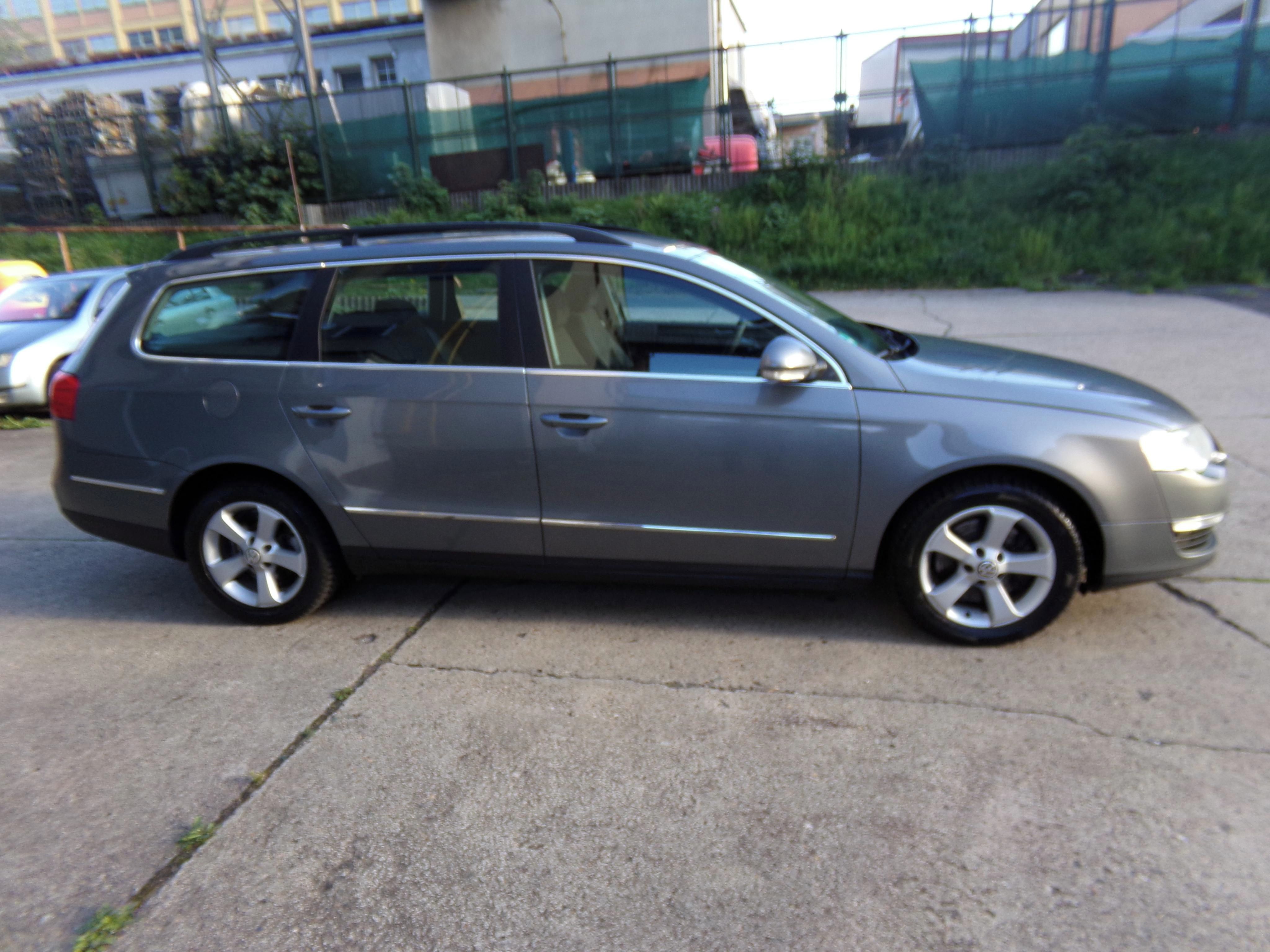 Volkswagen Passat, 2.0TDI 4Motion - fotka 4