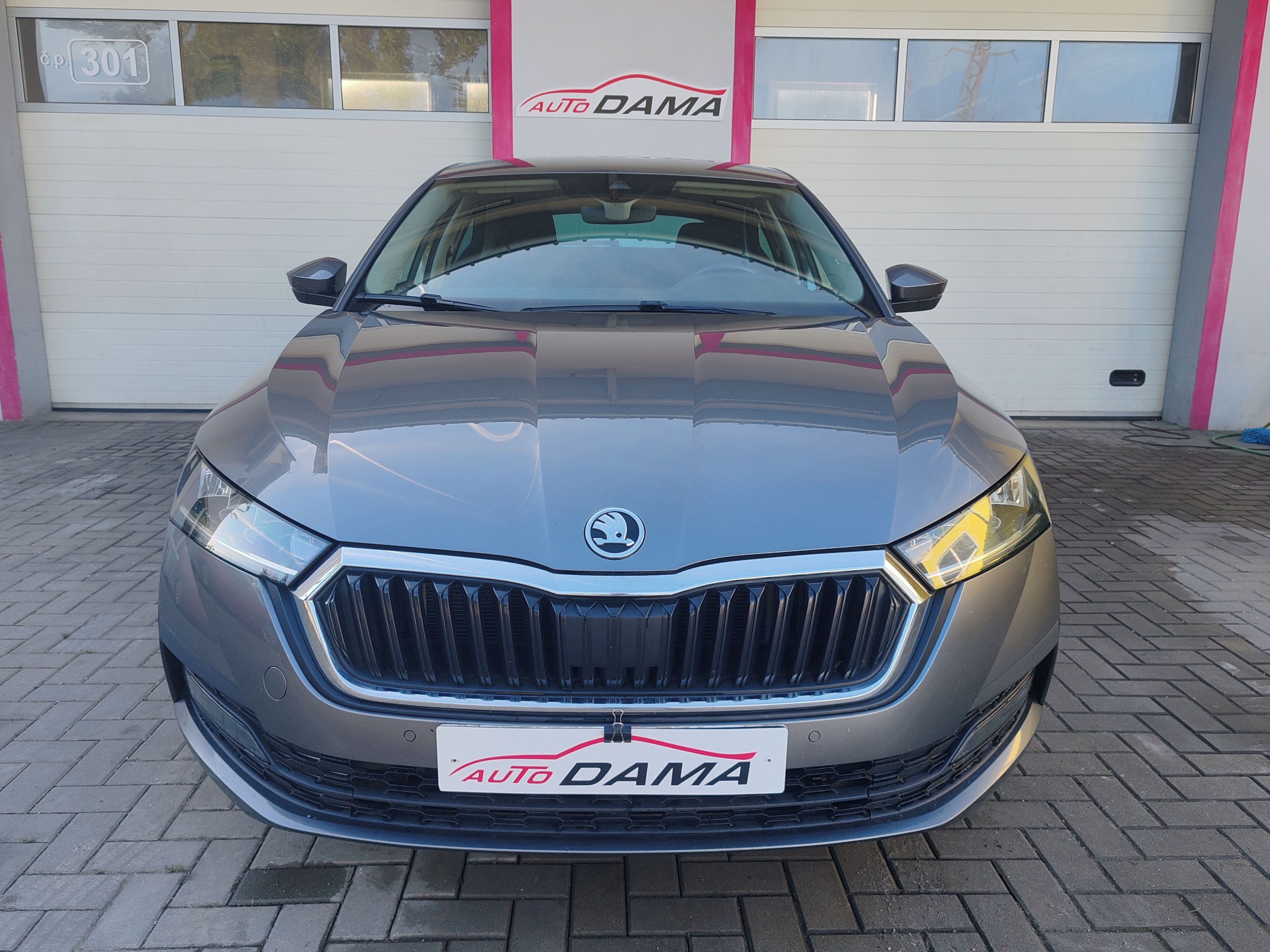 Škoda Octavia, 2.0TDI Ambition 1 Maj*ČR*DPH - fotka 2