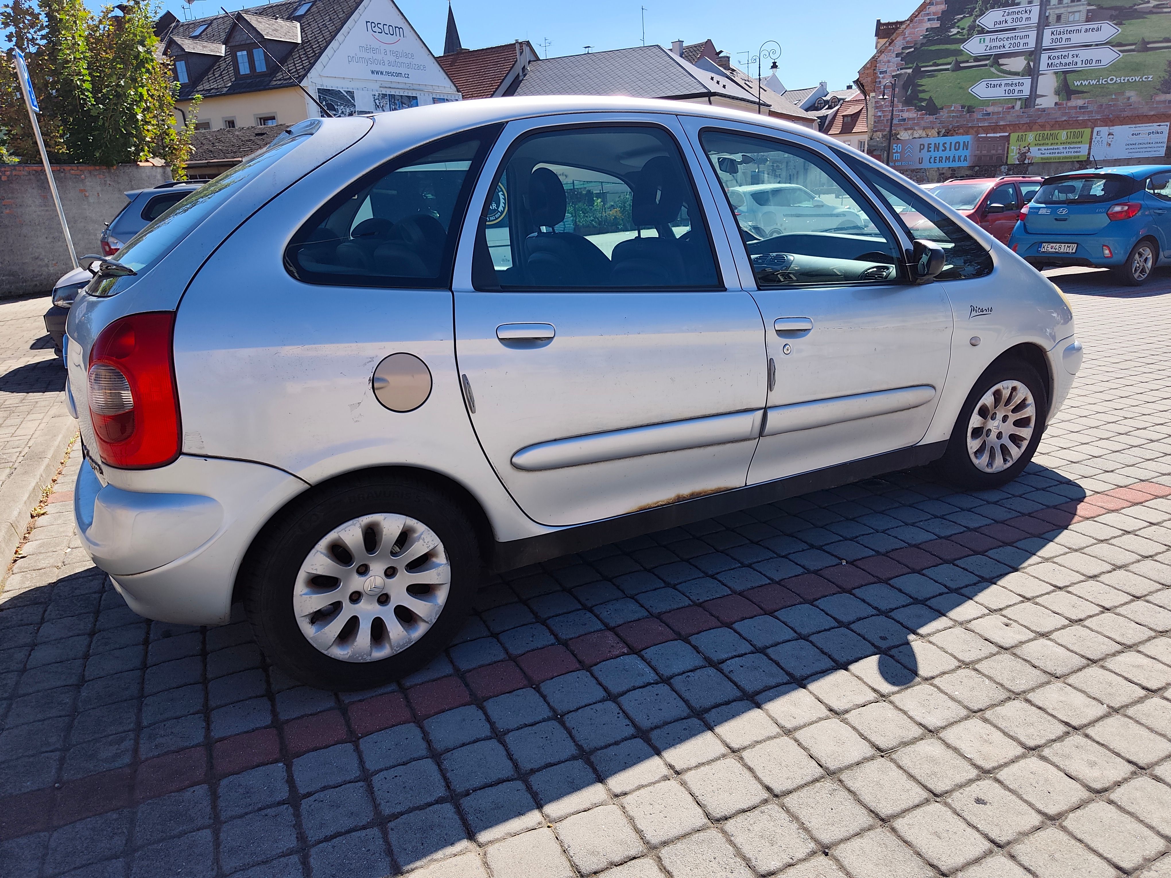 Citroën Xsara Picasso, Citroën Xsara Picasso 1.8i 16V - fotka 3