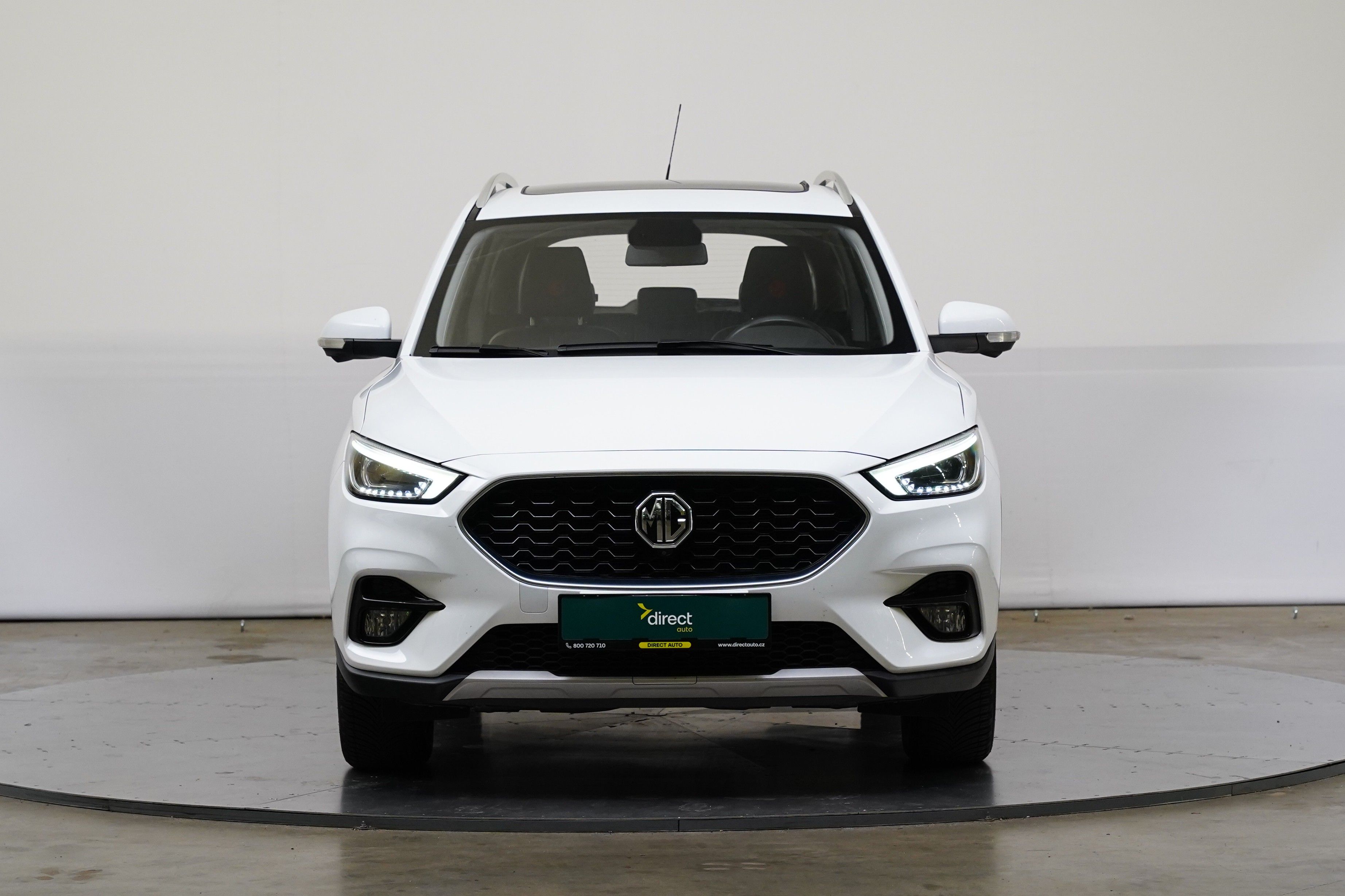 MG ZS, 1.0 TGI 82 kW Elegance - fotka 4