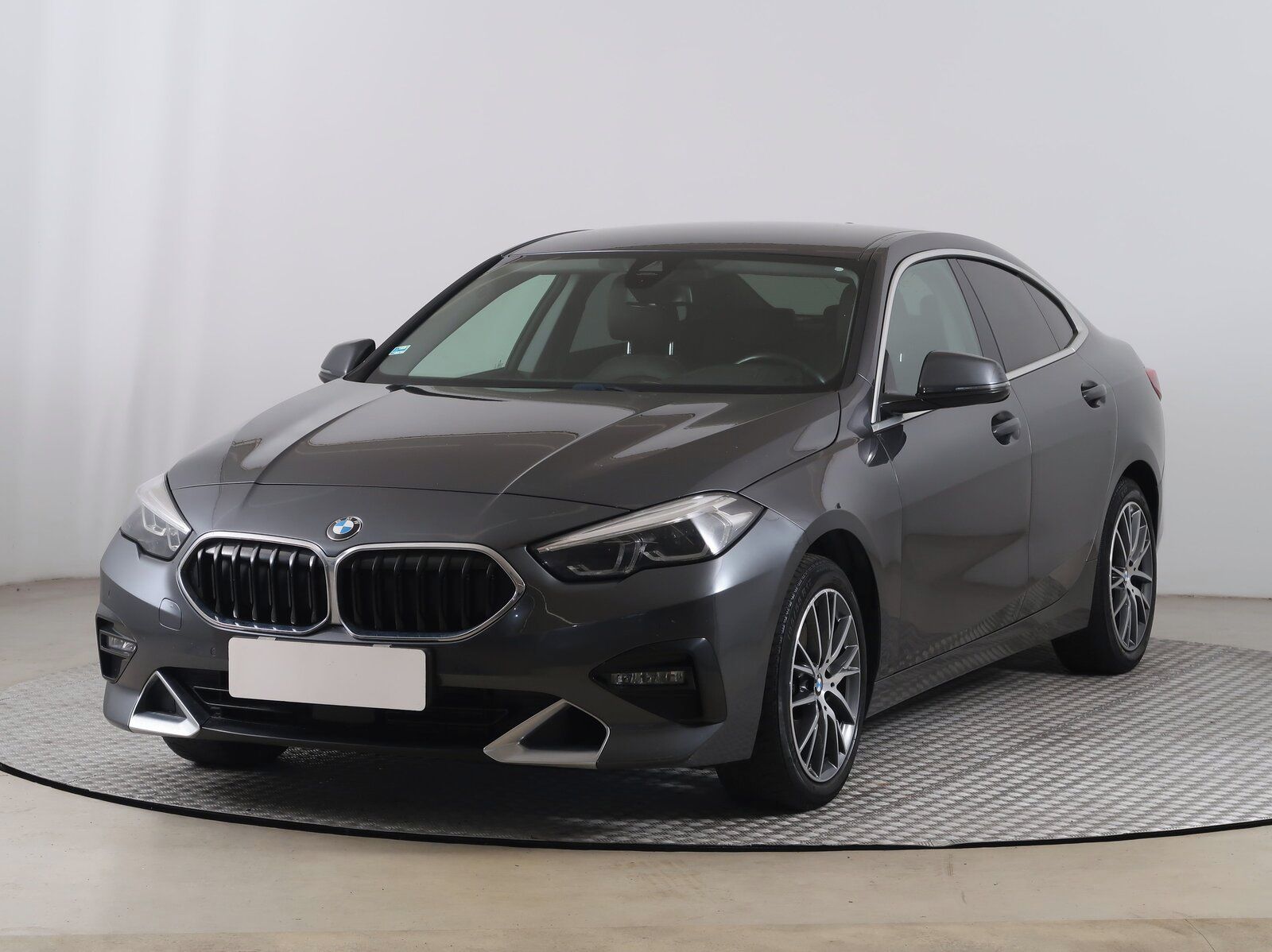 BMW Řada 2, 218i Gran Coupé, Automat - fotka 2