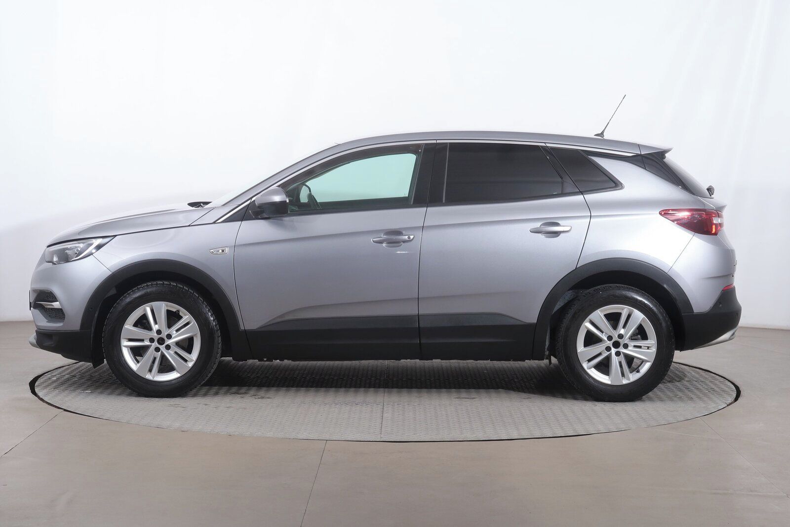 Opel Grandland X, 1.2 Turbo, Serv.kniha - fotka 3