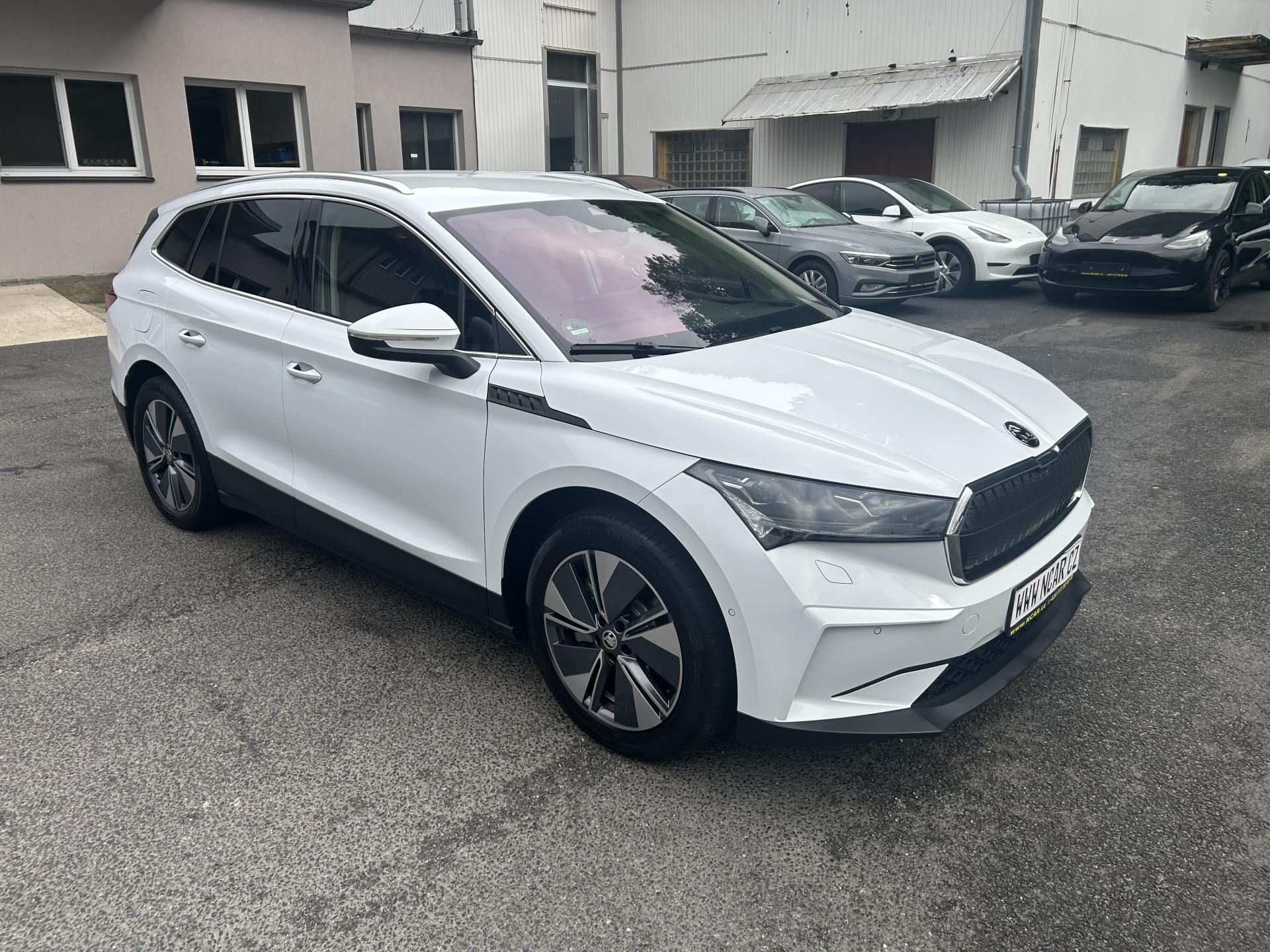 Škoda Enyaq, 150kw, iV80 19ALU TZ SOH 98% - fotka 3