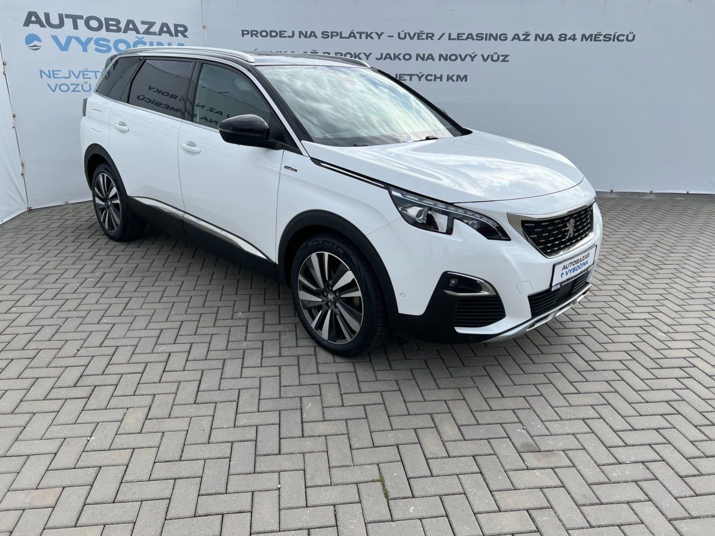 Peugeot 5008, 1.2PT 96kW GT Line + 7-míst - fotka 3