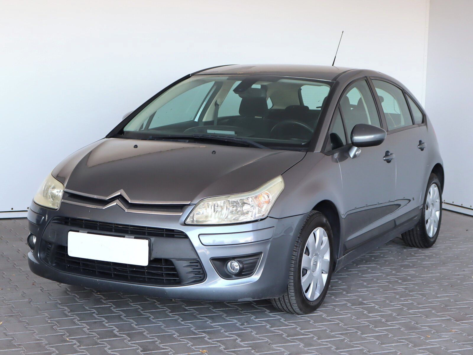 Citroën C4, 1.4 16V, Serv.kniha, po STK - fotka 2