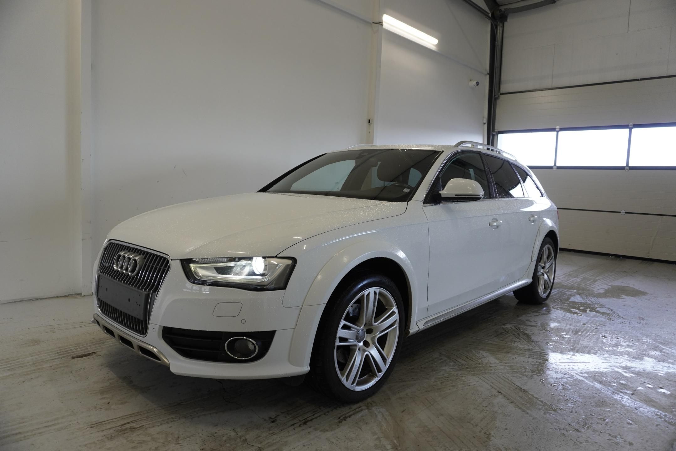 Audi A4 allroad, 2.0 TDi QUATTRO AUTOMAT