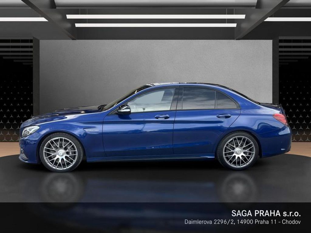 Mercedes-Benz Třídy C, Třída Mercedes-AMG C 63 - fotka 6