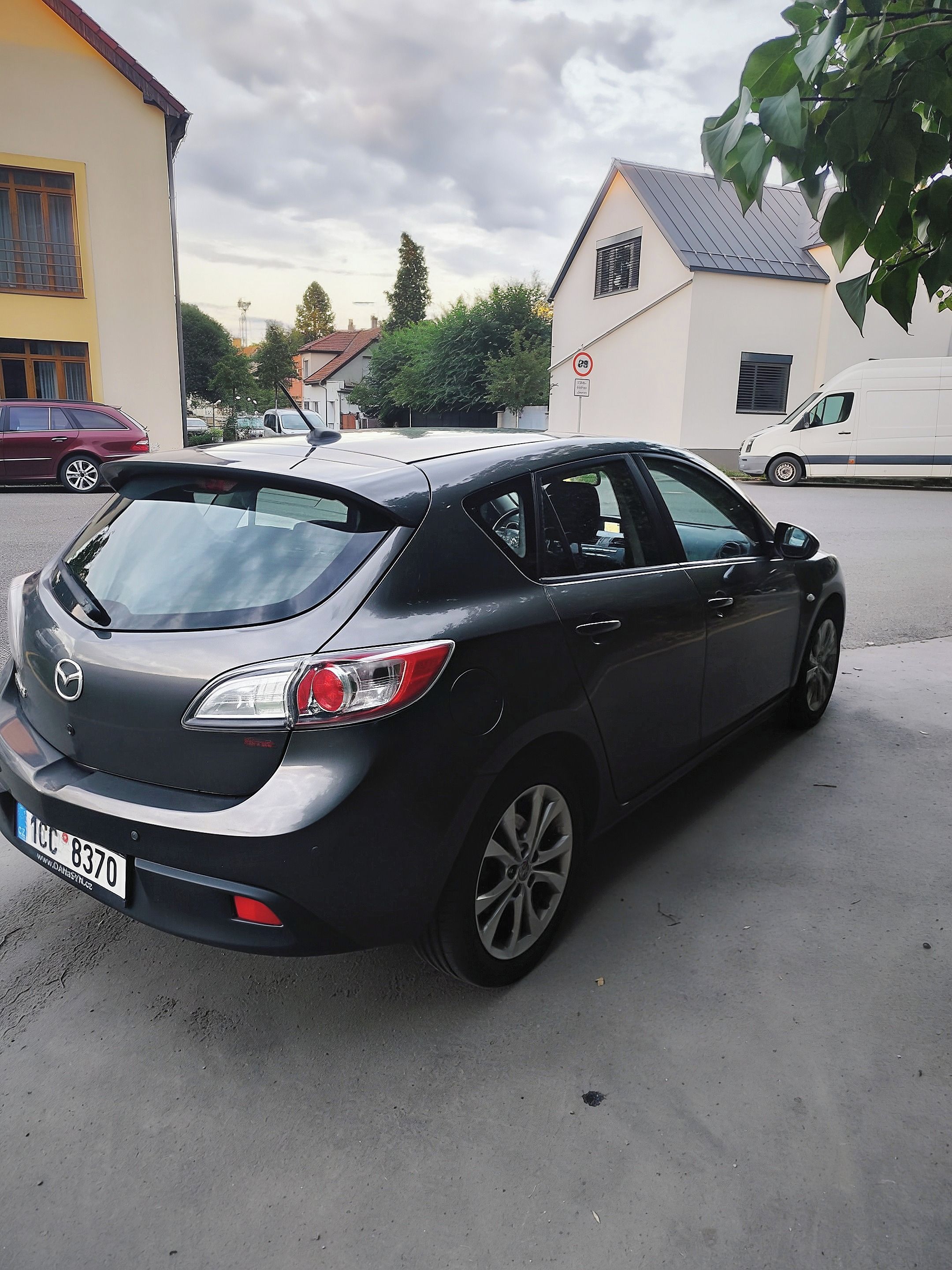 Mazda 3, Mazda 3 2.0 DISI + zimní pneu - fotka 2
