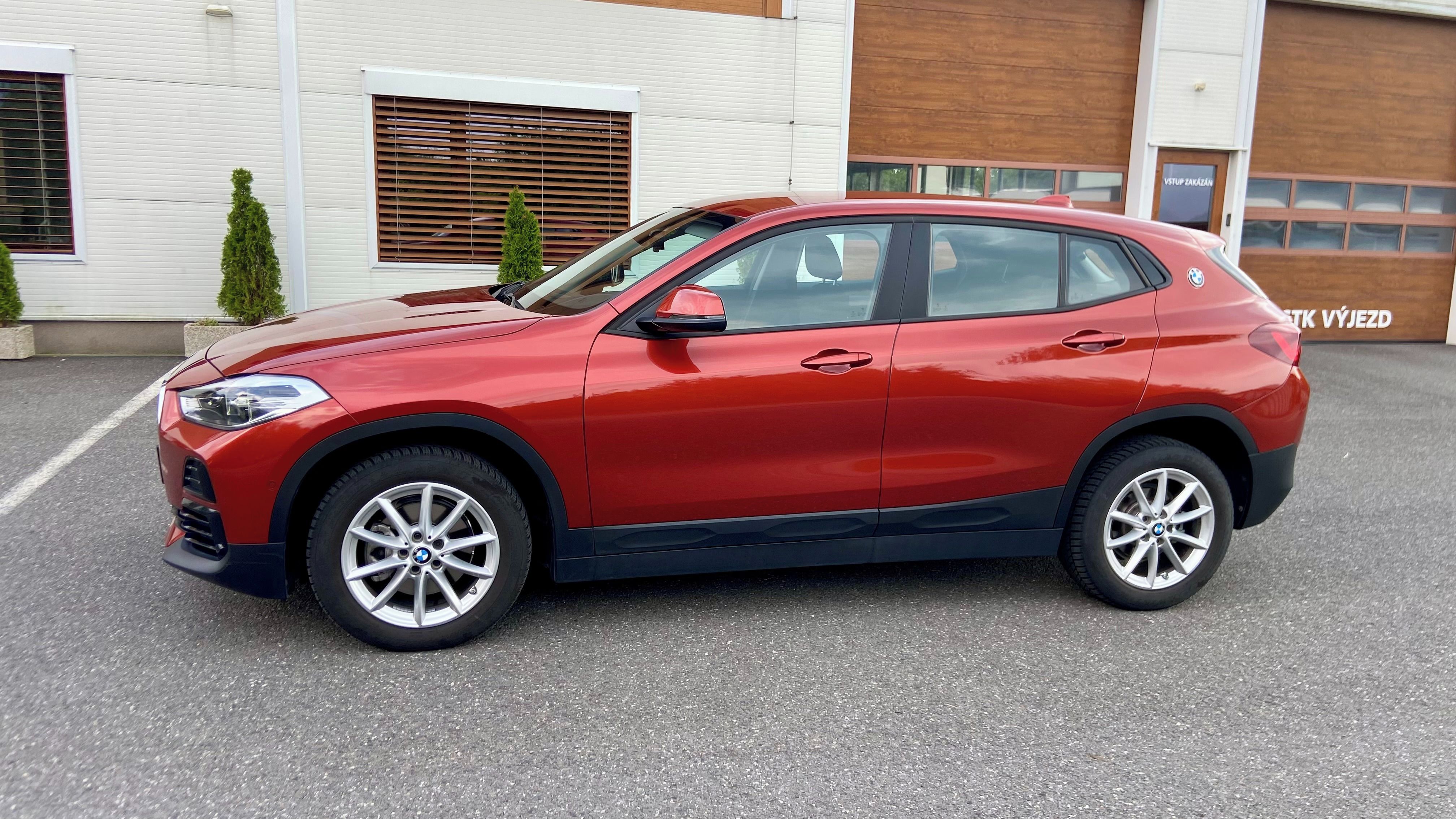 BMW X2, BMW X2 EXECUTIVE SPORT 110 KW - fotka 4