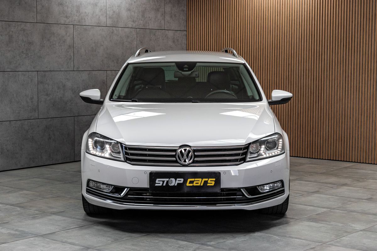 Volkswagen Passat, 2.0 TDI 130kW DSG*KAMERA*ČR* - fotka 2