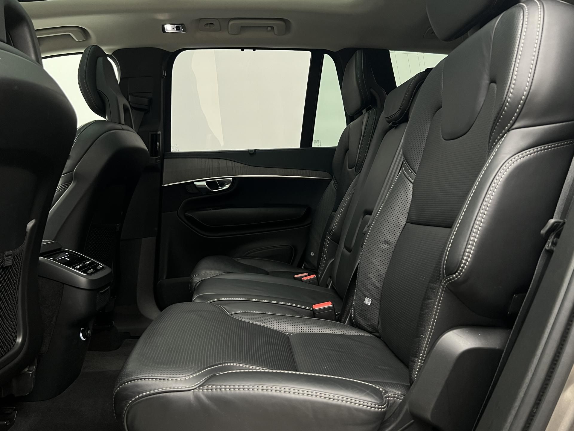 Volvo XC90, B5 AWD INSCRIPTION 7 MÍST - fotka 6