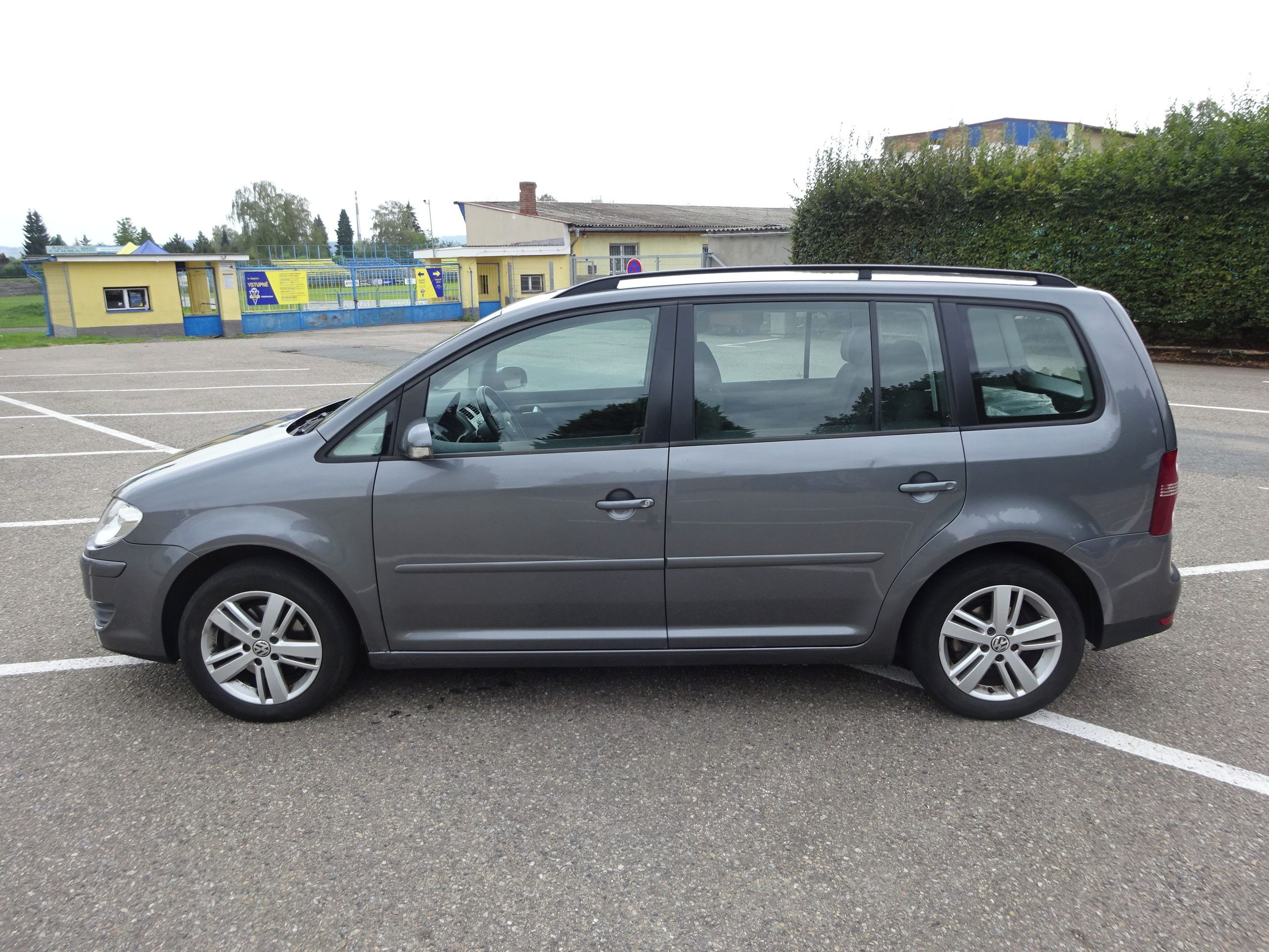 Volkswagen Touran, 1.9 TDI (77 KW) KLIMA - fotka 2