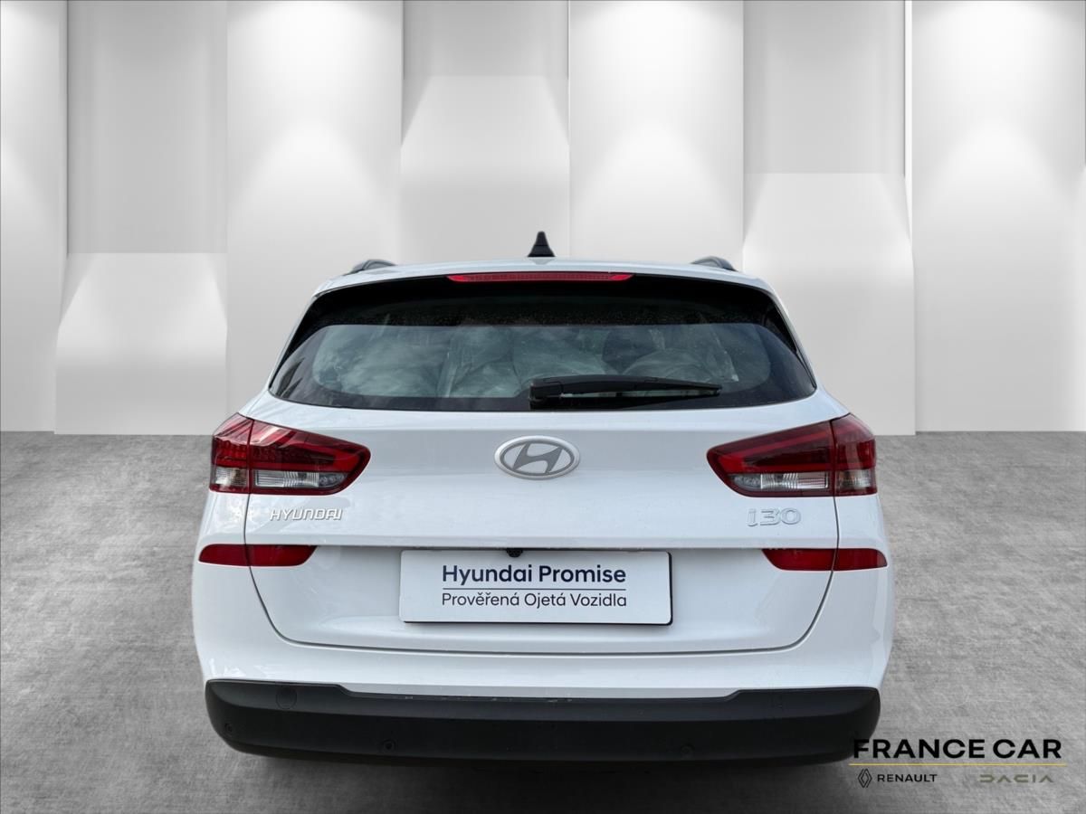 Hyundai i30, 1,0   1.0 T-GDi Smart - fotka 6