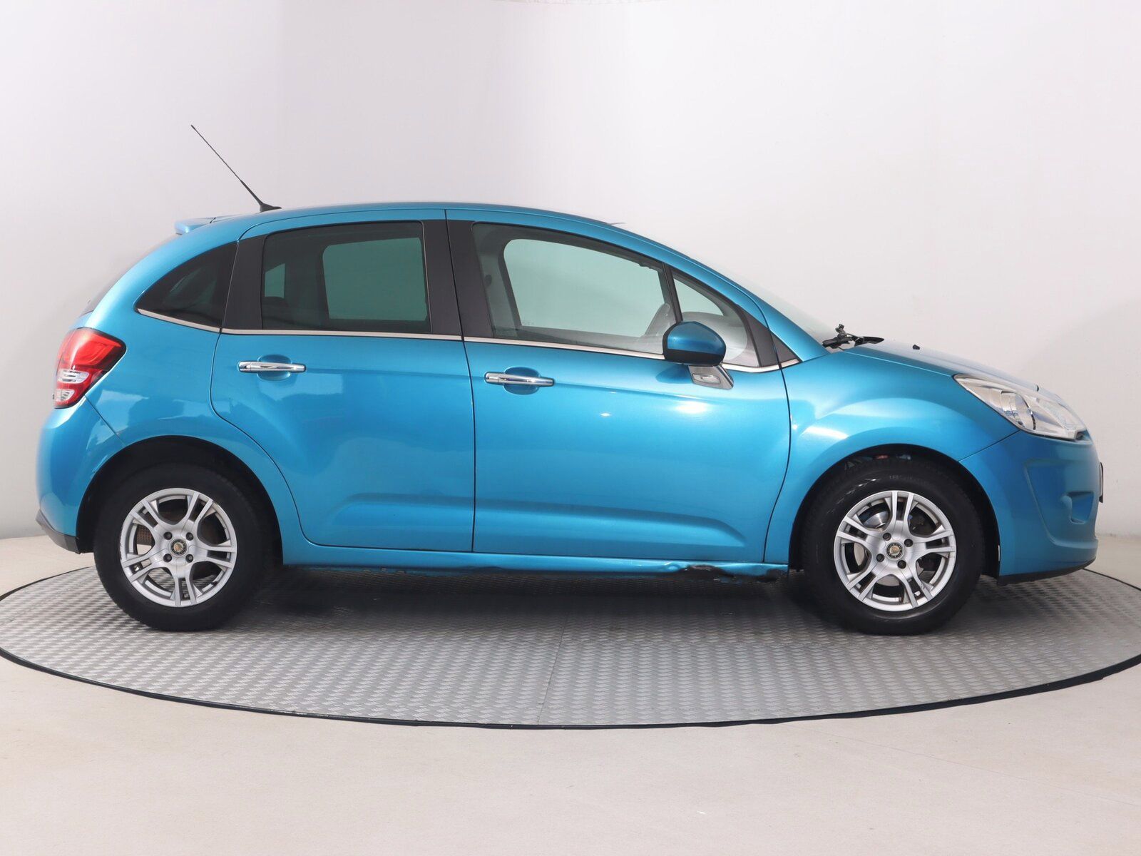 Citroën C3, 1.4 i - fotka 6