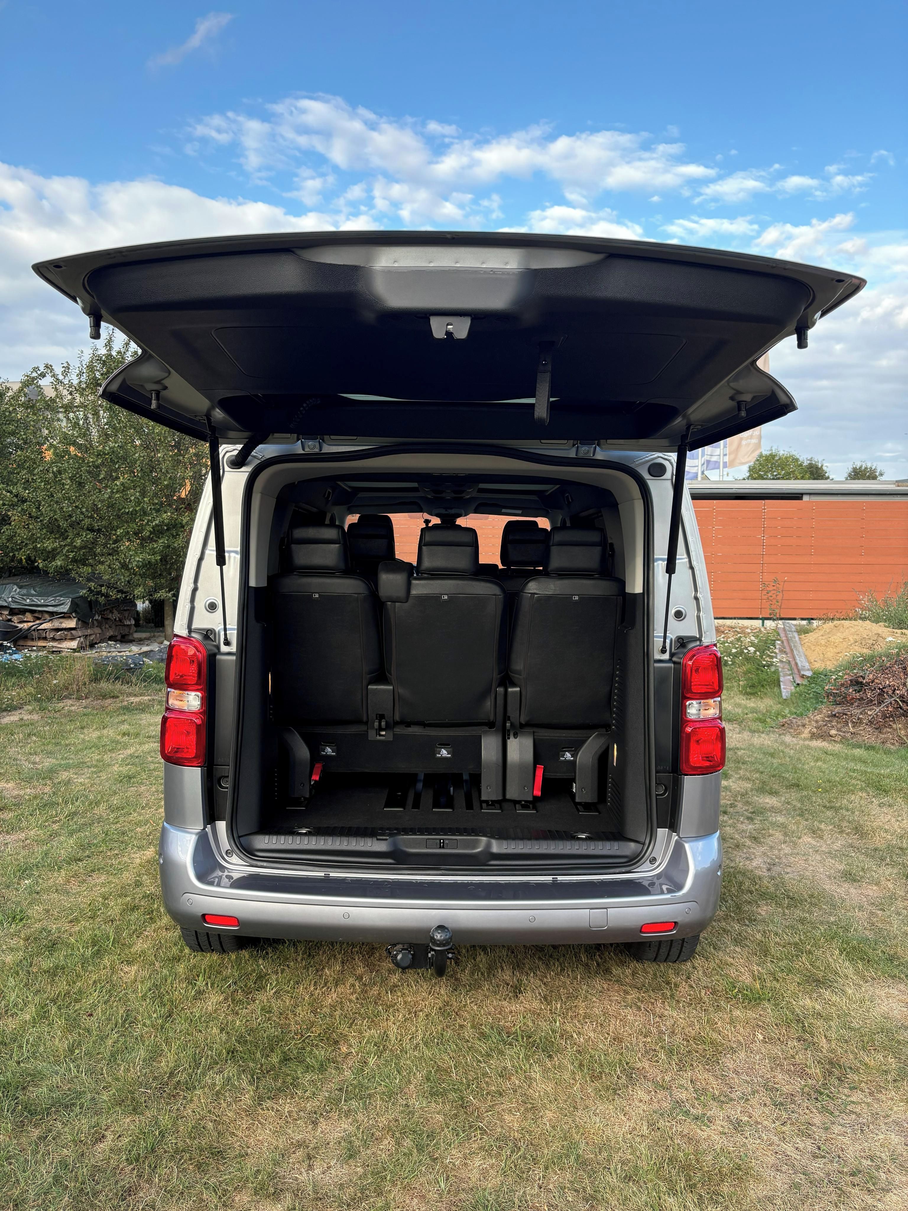 Toyota Proace, 2,0 - 4D 180 8A/T - fotka 3
