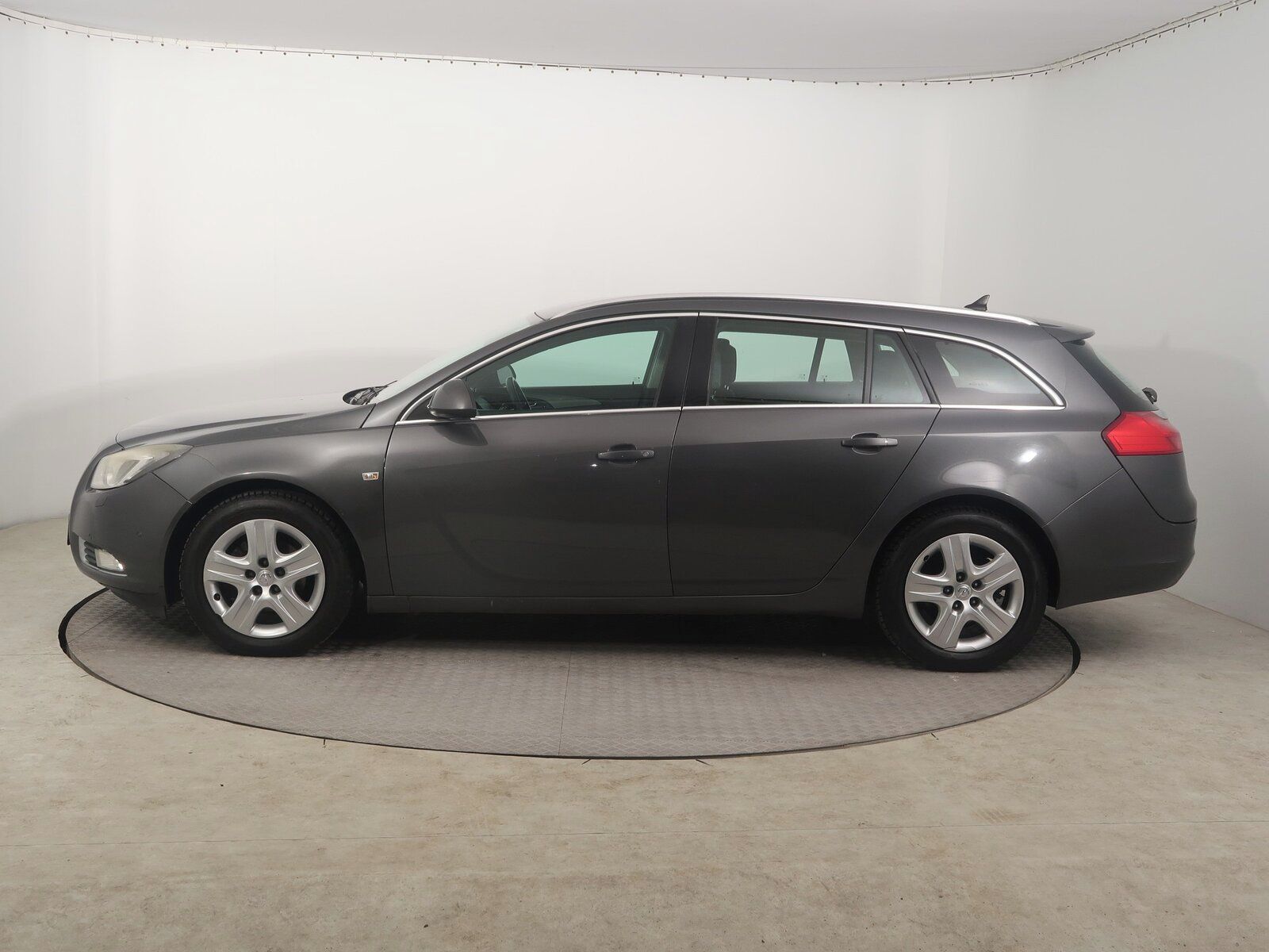 Opel Insignia, 2.0 CDTI, po STK - fotka 3