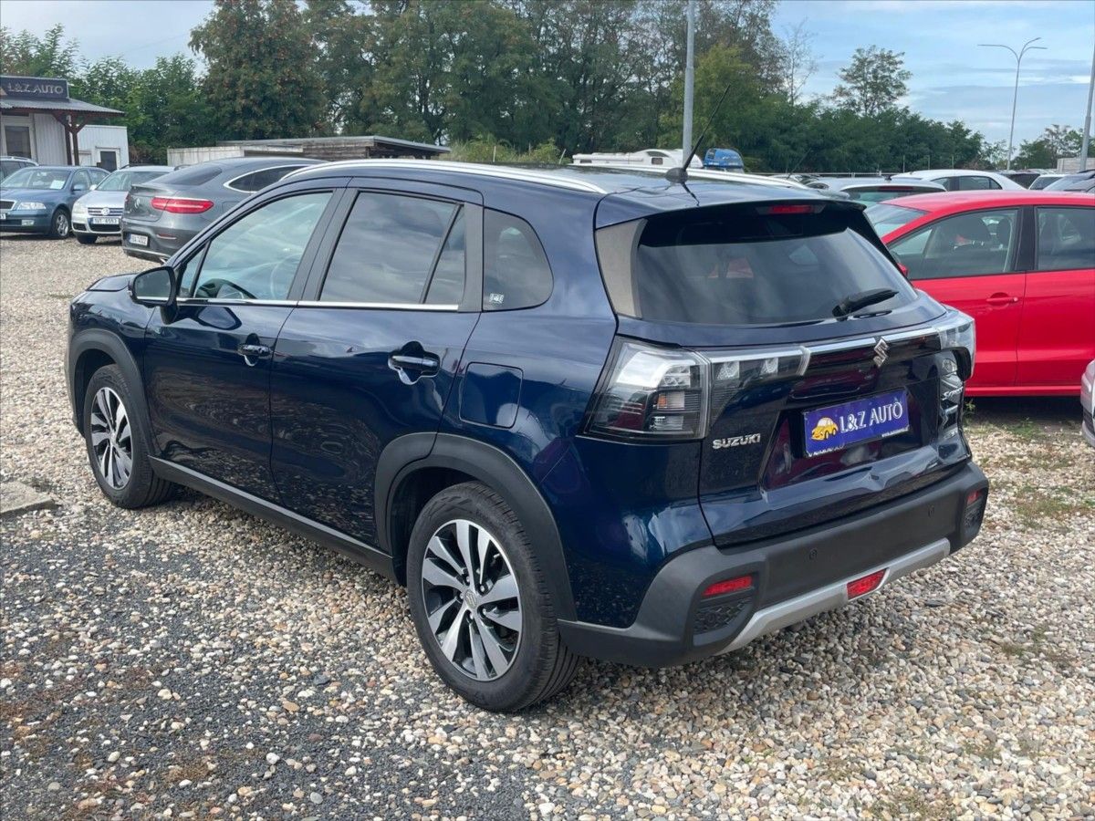 Suzuki SX4, 1,4 HYBRID - fotka 4
