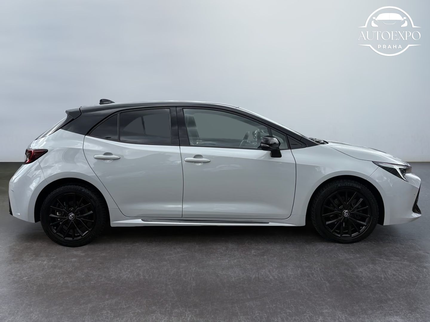 Toyota Corolla, 2.0 Hybrid GR Sport*Bi-LED - fotka 3