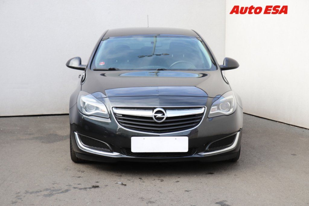 Opel Insignia, 1.6,ČR - fotka 2