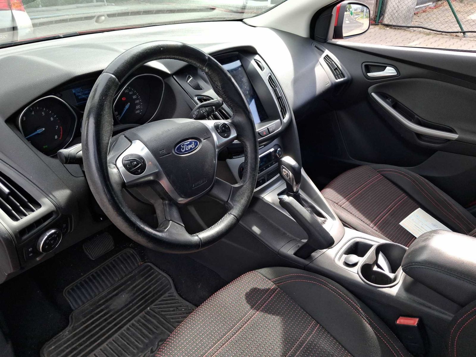 Ford Focus, 1.6 i, Automat, ČR,1.maj - fotka 3