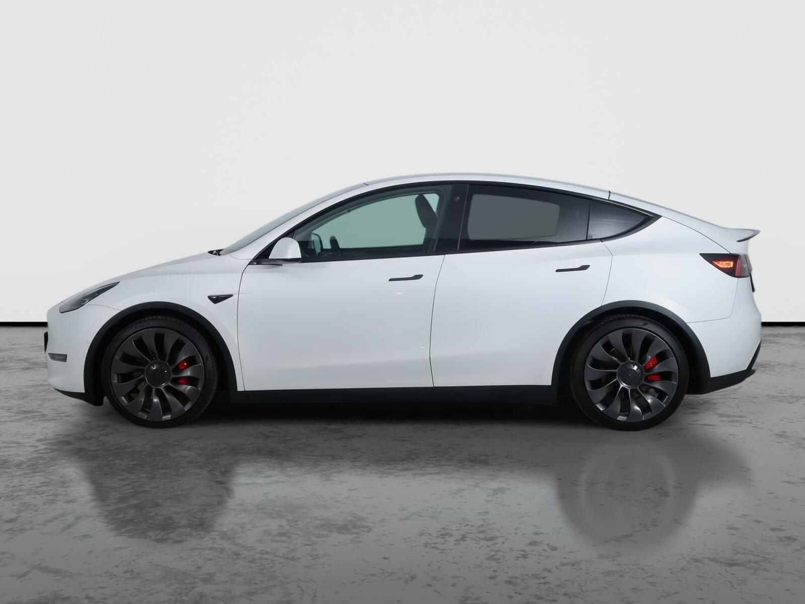 Tesla Model Y, Performance 79kWh, SoH 92% - fotka 2