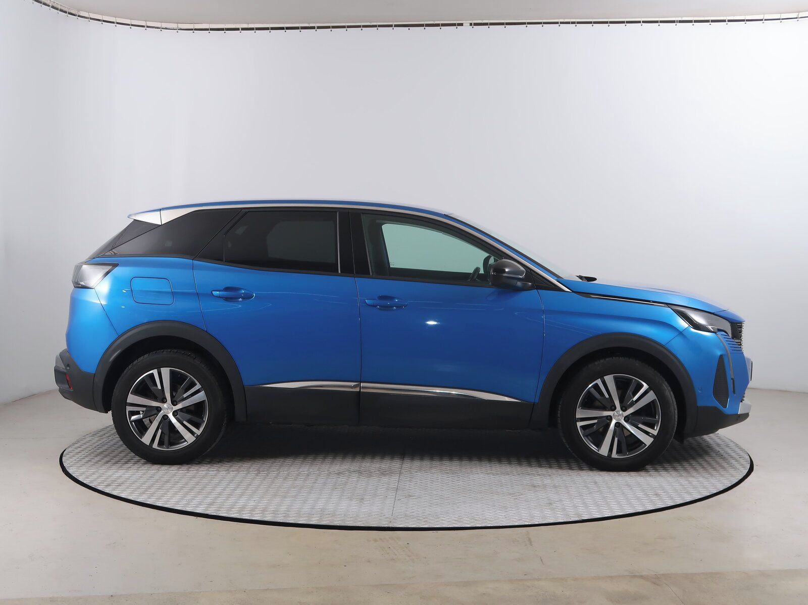 Peugeot 3008, 1.5 BlueHDi, Automat - fotka 6