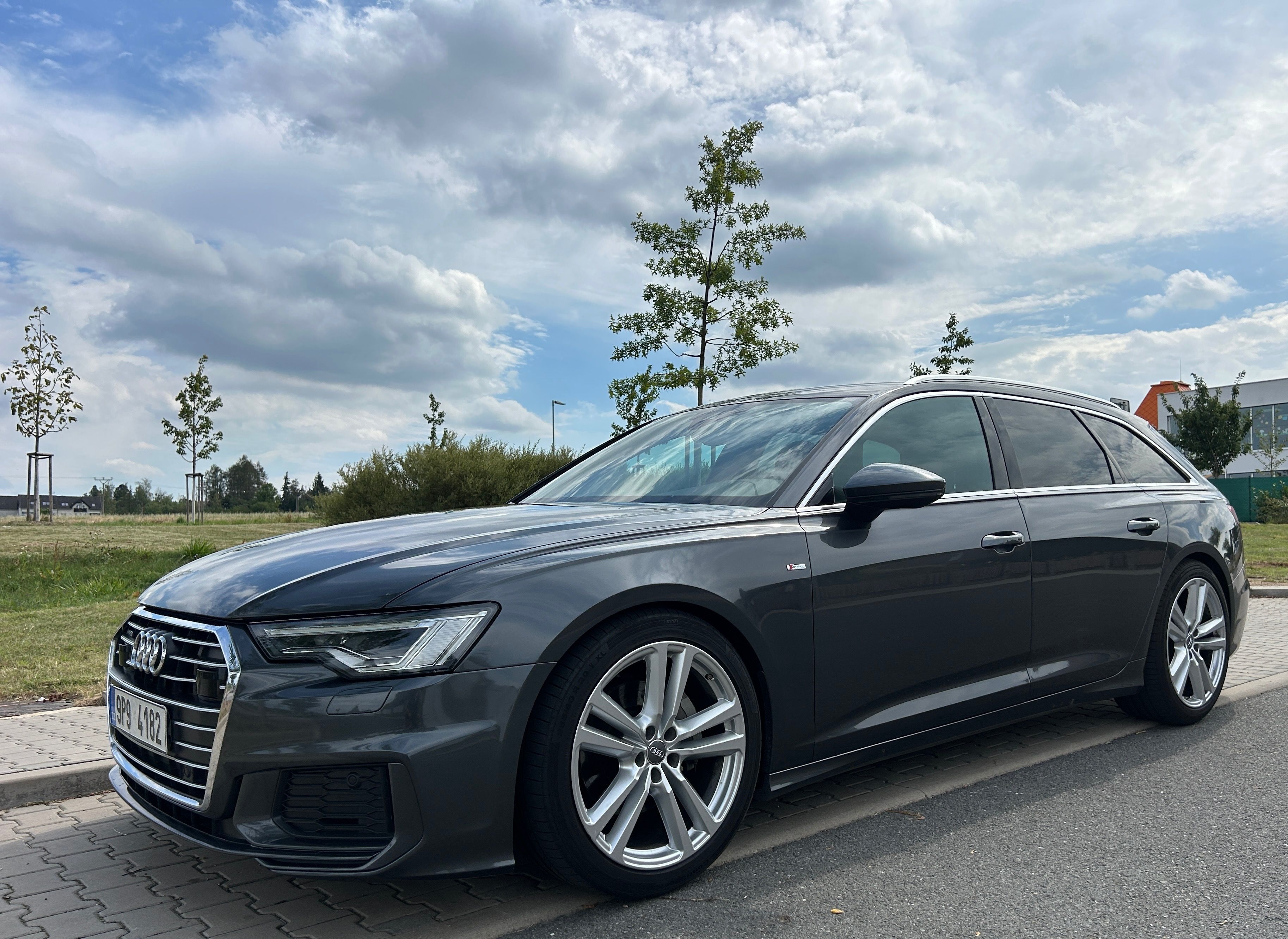 Audi A6 Avant, 45 TDI Mild Hybrid S-line - fotka 4