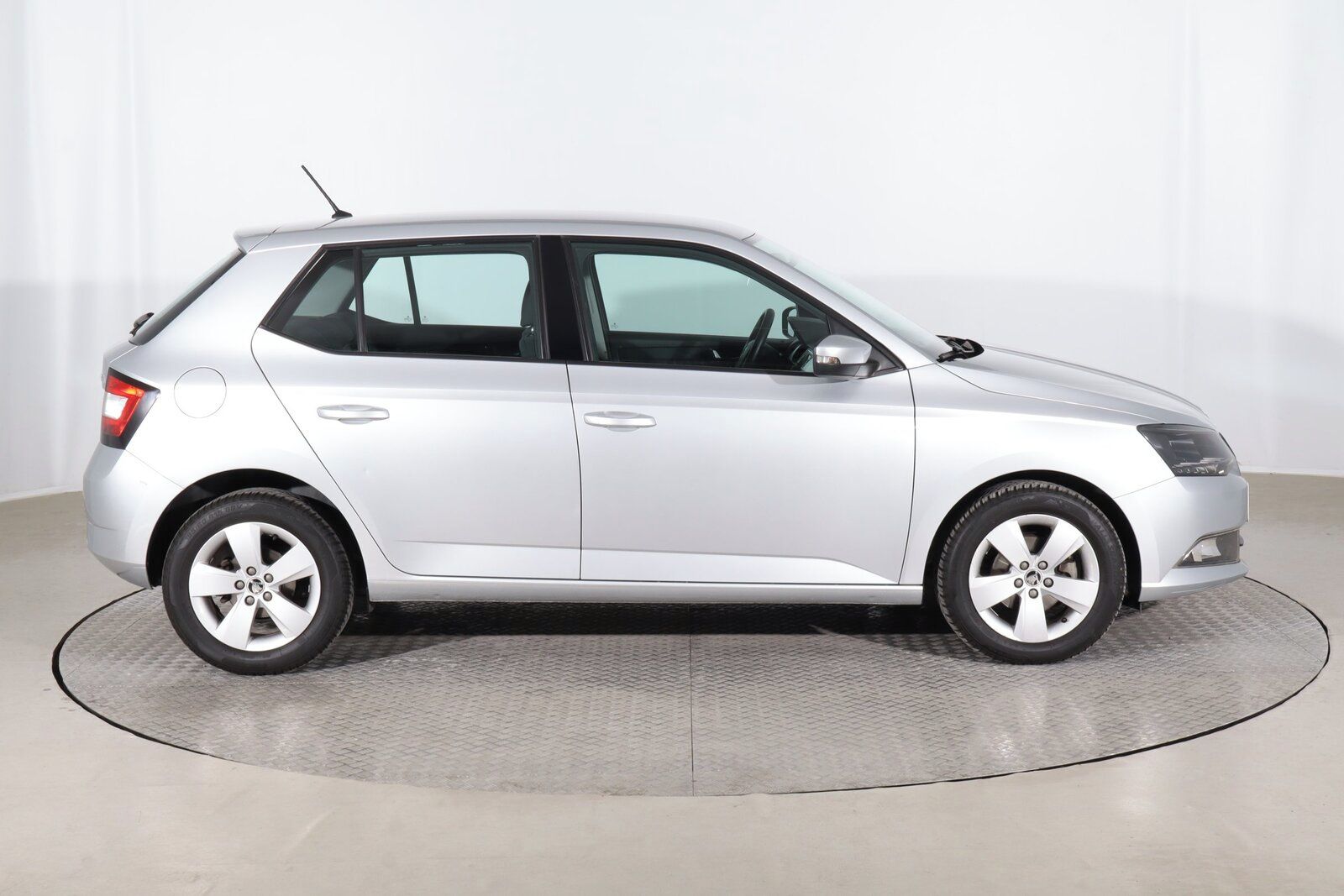 Škoda Fabia, 1.2 TSI, Ambition, Serv.kniha - fotka 6