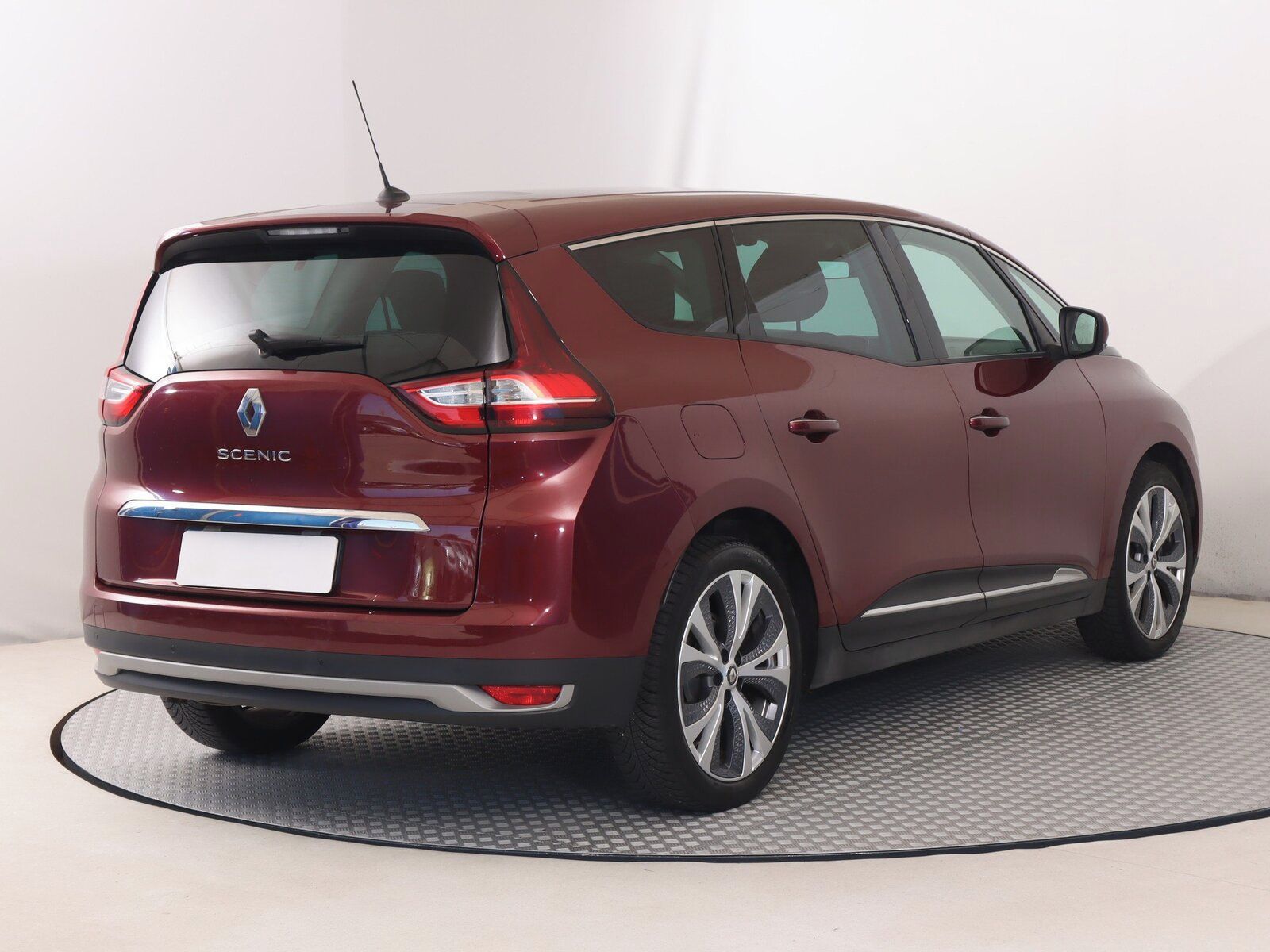 Renault Grand Scénic, 1.3 TCe, 7 míst - fotka 5