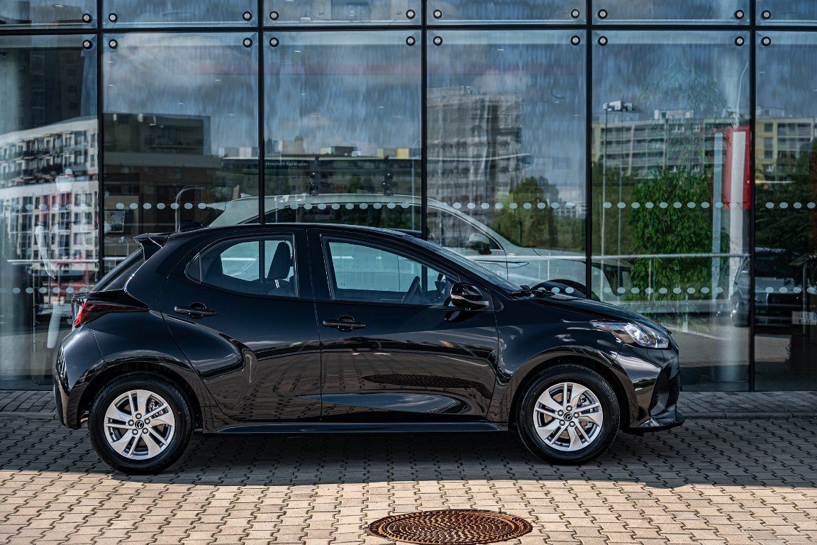 Mazda 2 Hybrid, HEV 116k AT Centre-Line - fotka 3