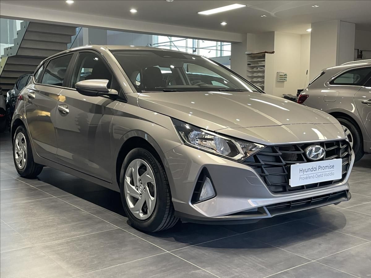 Hyundai i20, 1,2 i 83k Comfort - fotka 6