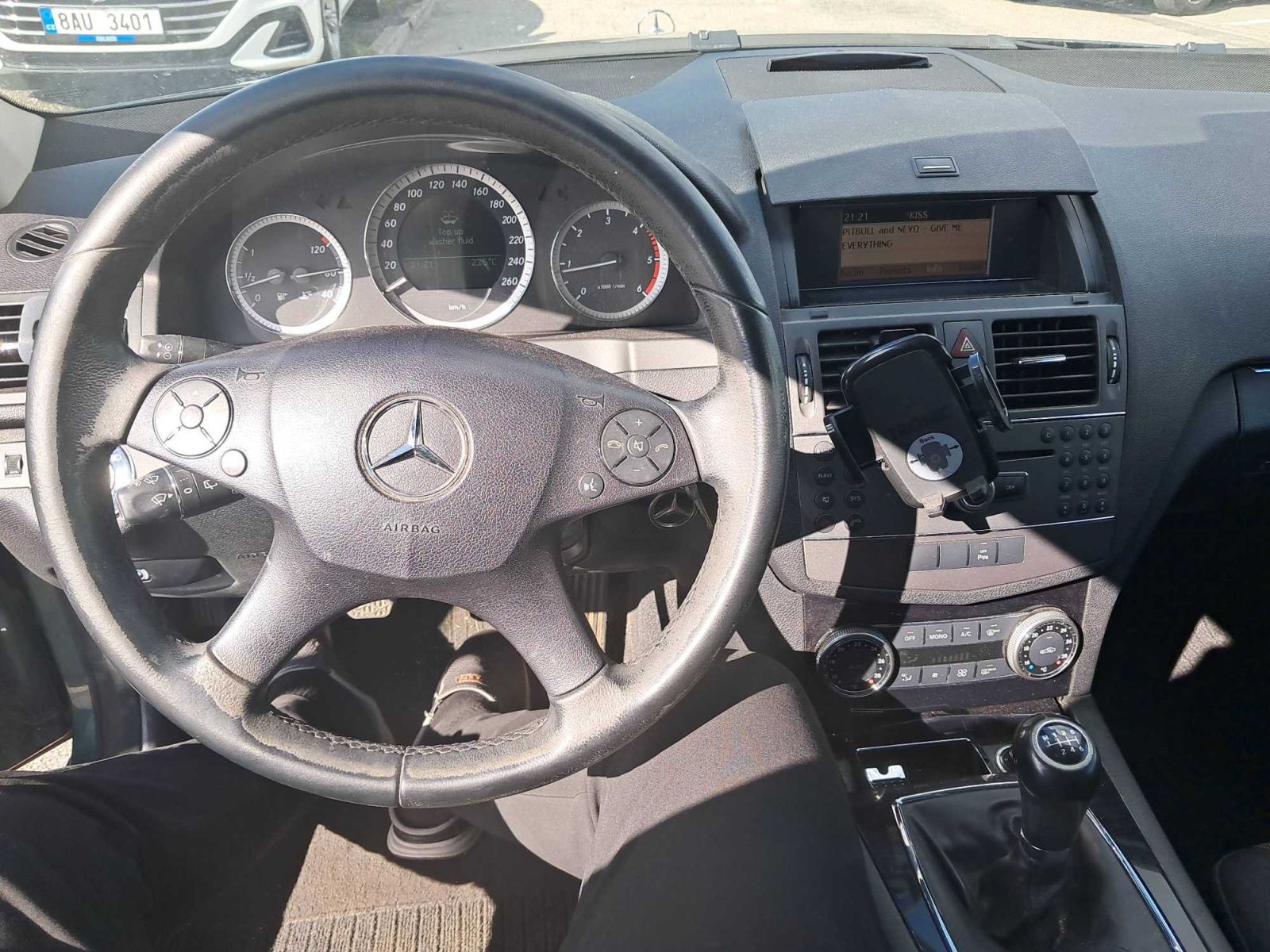 Mercedes-Benz Třídy C, 220 CDI, Tažné - fotka 3